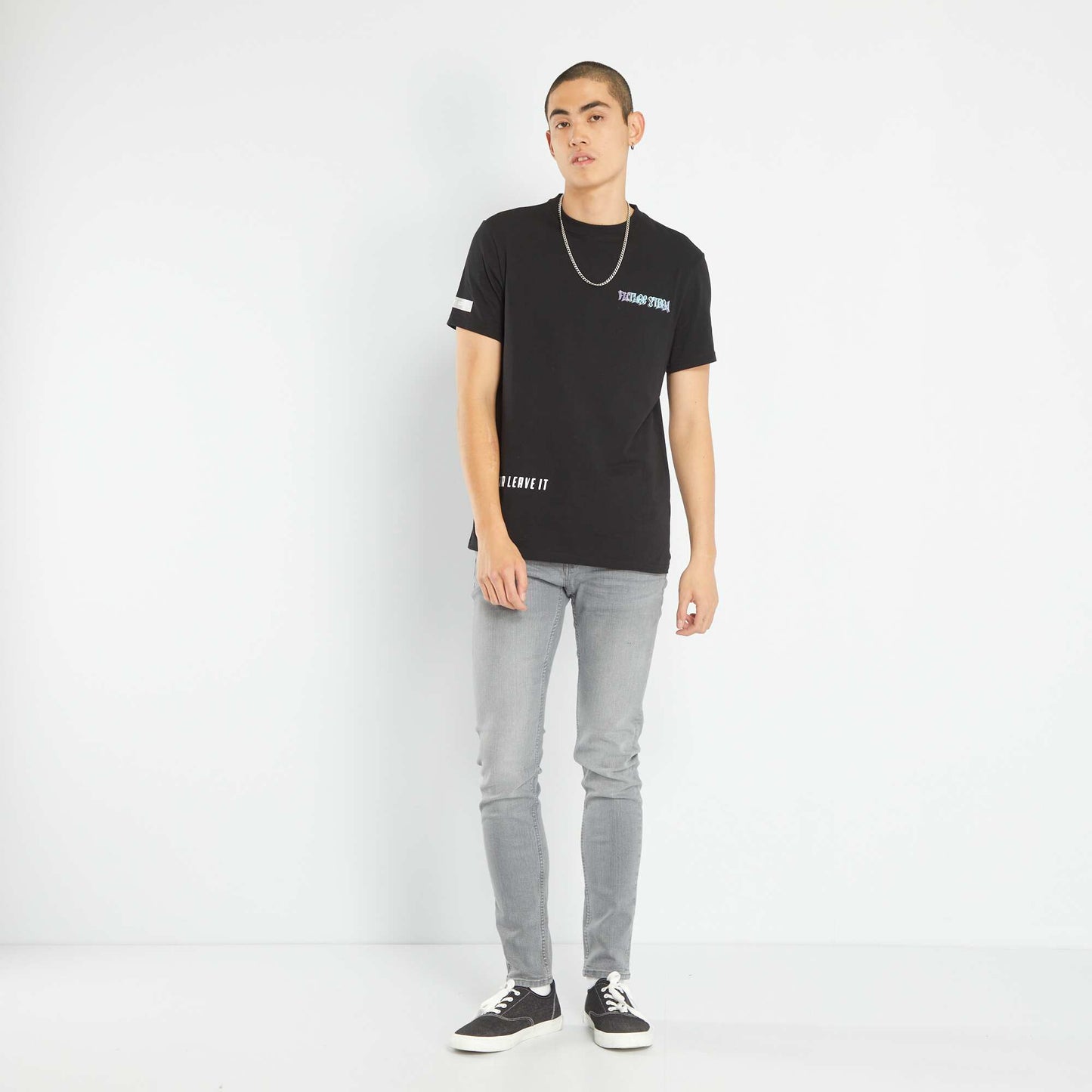 T-shirt imprimé à col rond noir