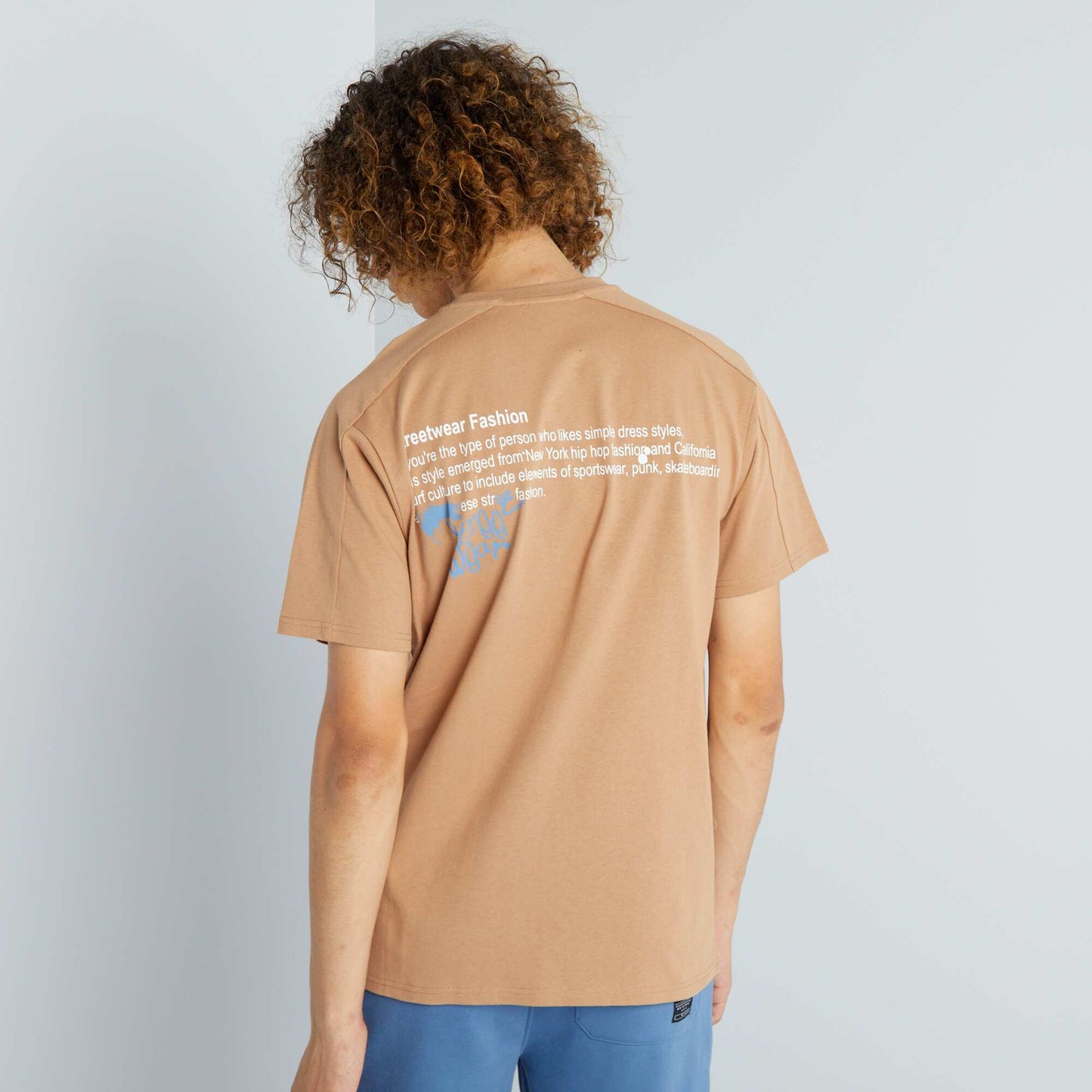 T-shirt à col rond 'Streetwear' Beige