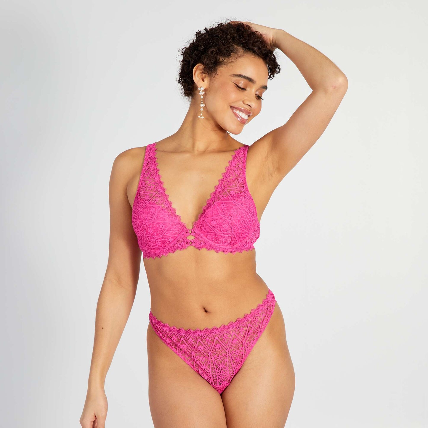 Soutien-gorge ampliforme en dentelle fleurie Rose