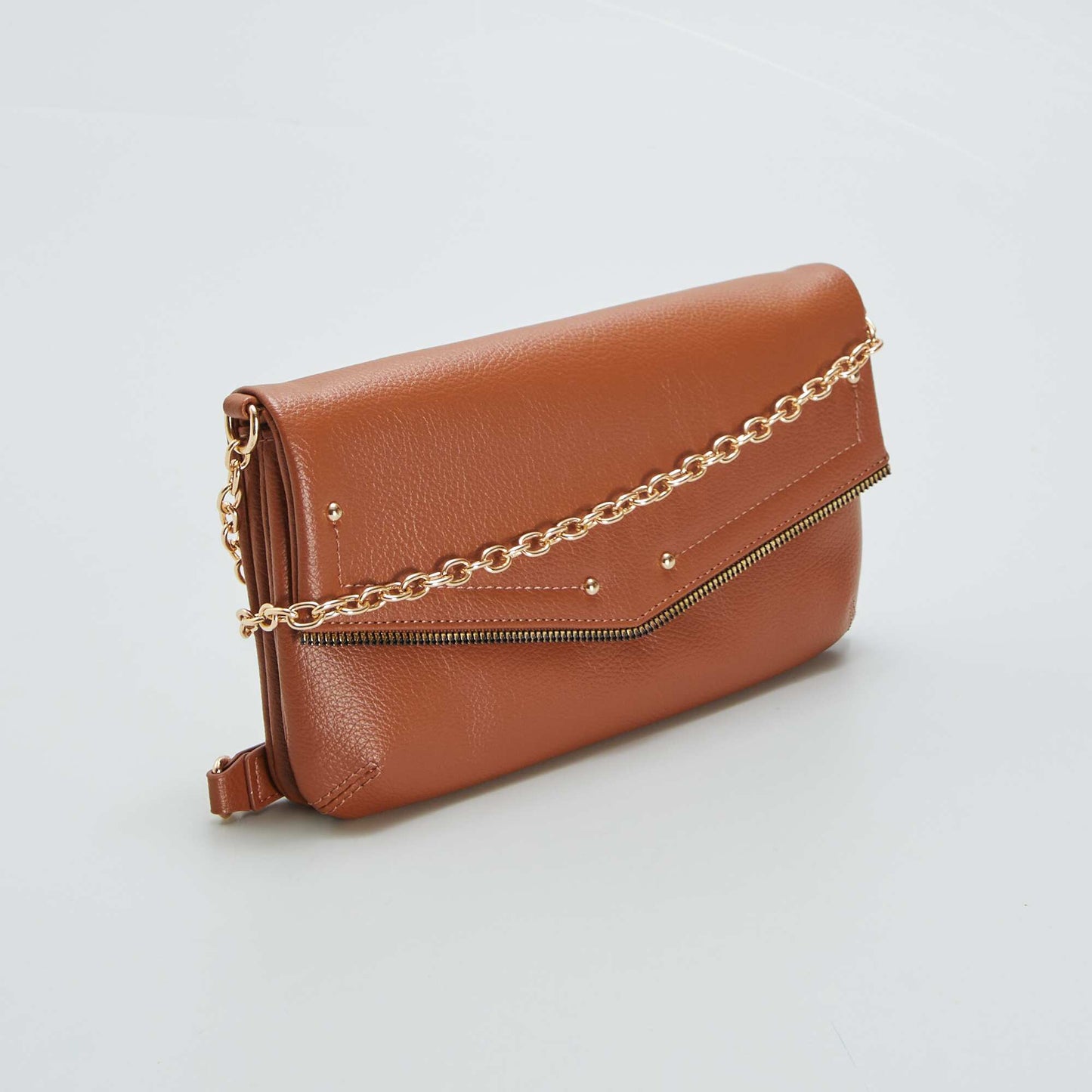Sac enveloppe à chaine bandoulière Marron