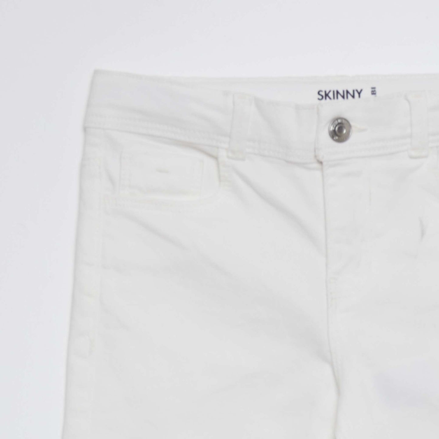 Pantacourt skinny à taille haute blanc