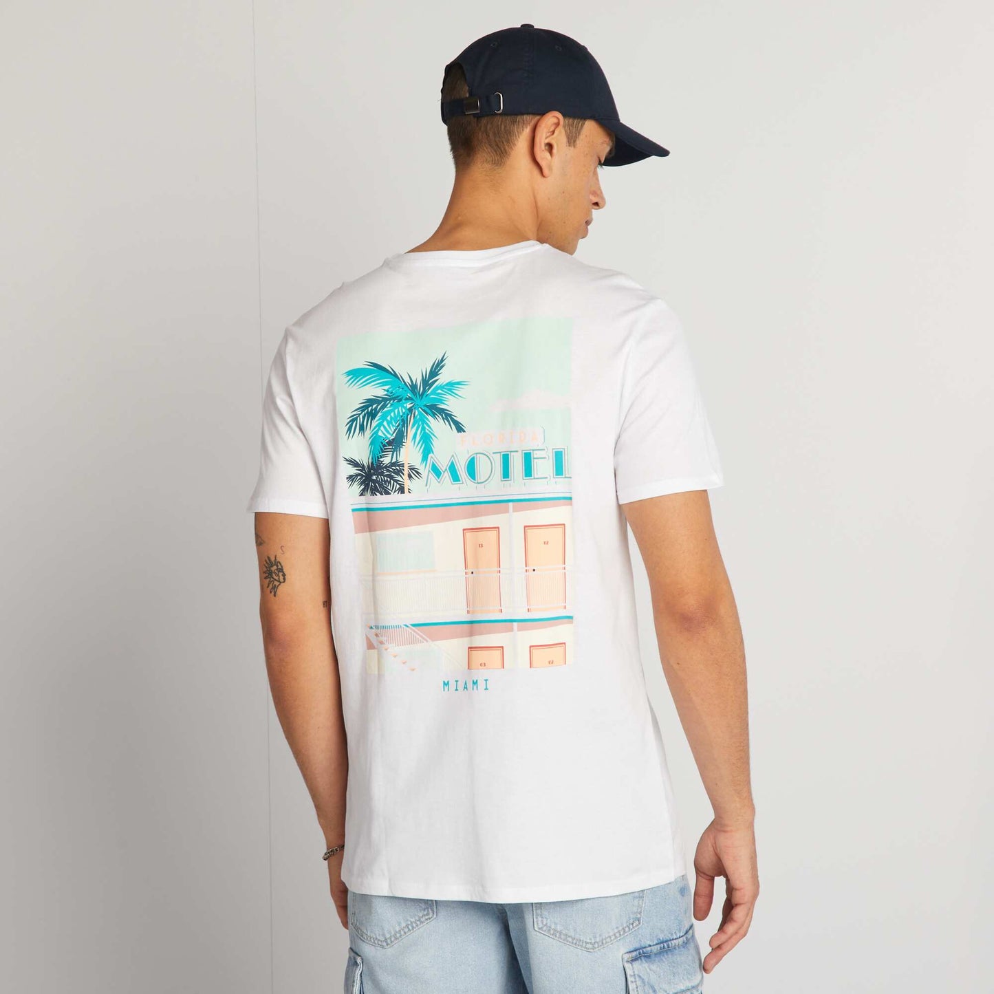 T-shirt en coton imprimé à col rond Blanc 'motel'