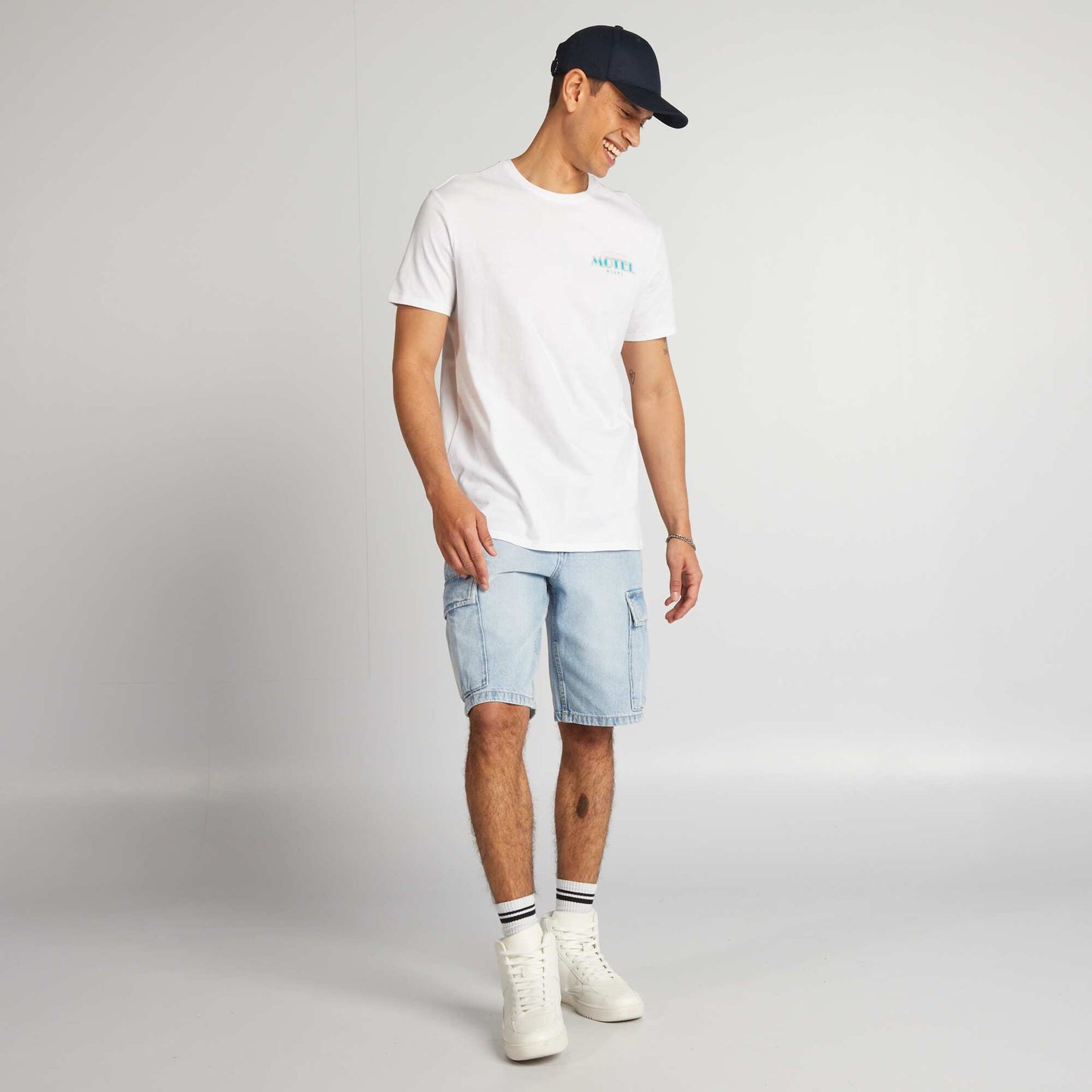 T-shirt en coton imprimé à col rond Blanc 'motel'