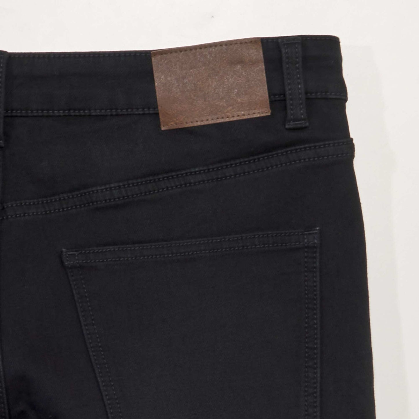 Bermuda slim en jean à 5 poches Noir