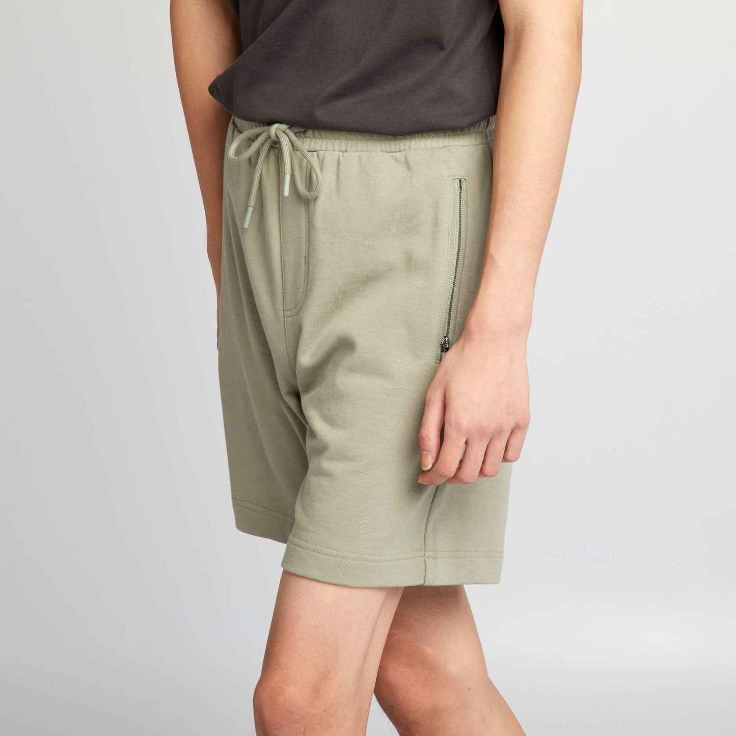 Short en molleton avec poches zippées Vert
