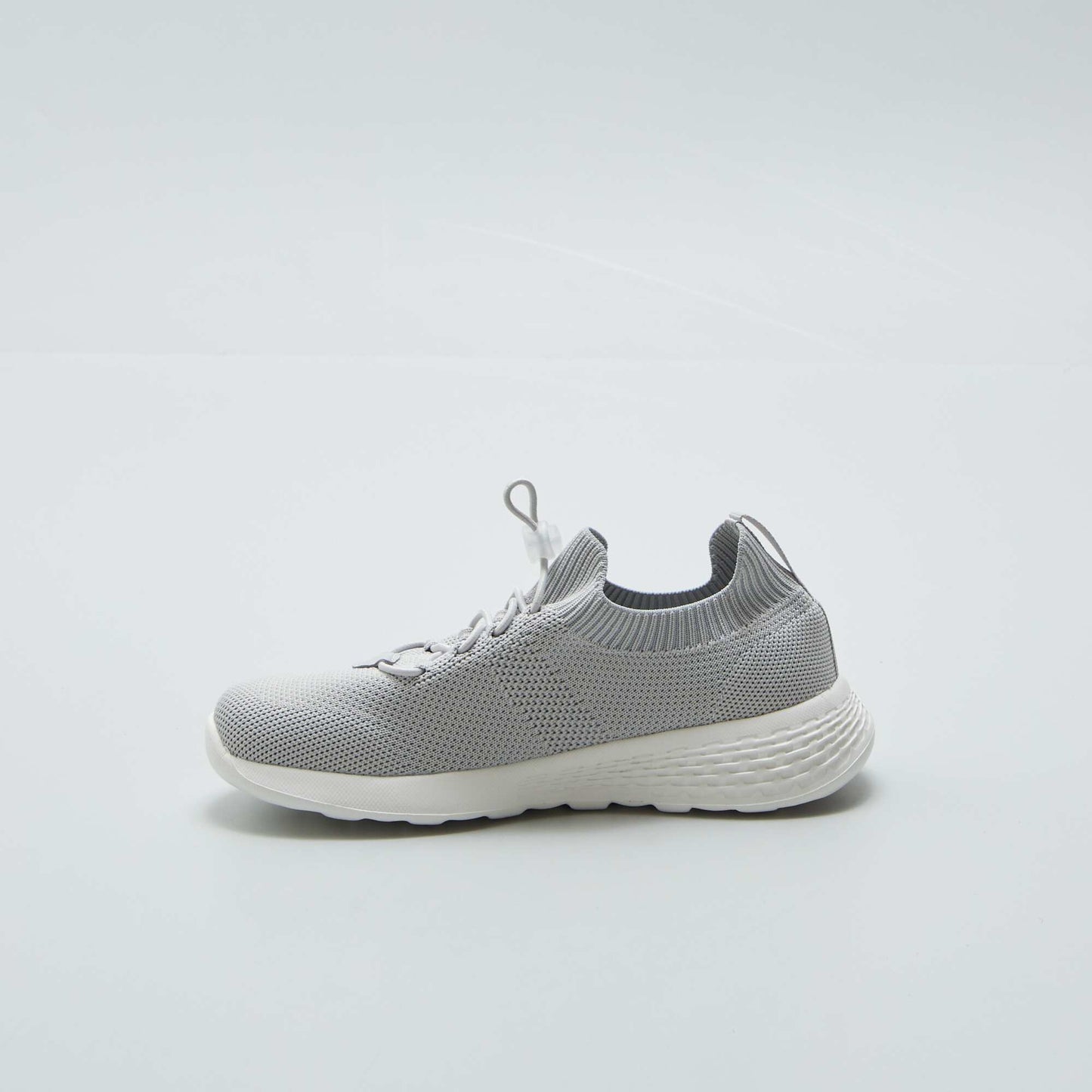 Baskets type running Gris