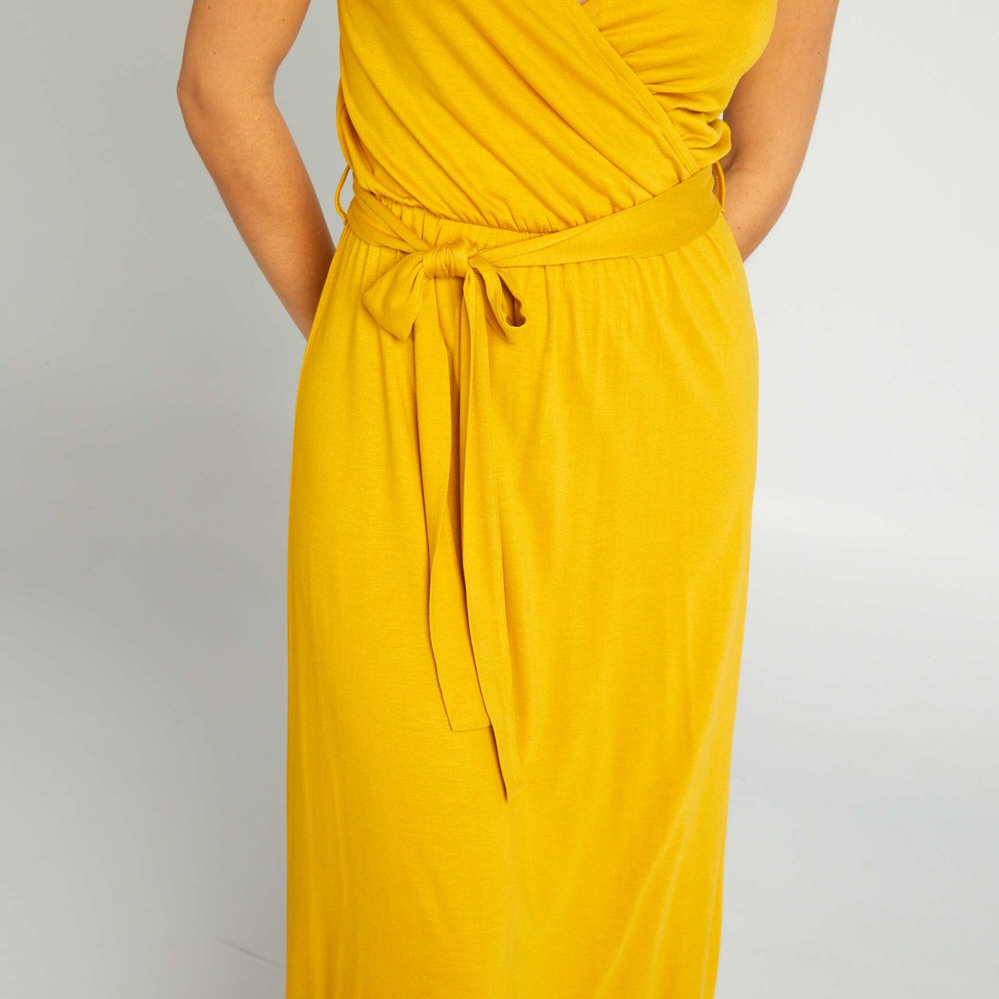 Robe longue à fines bretelles Jaune