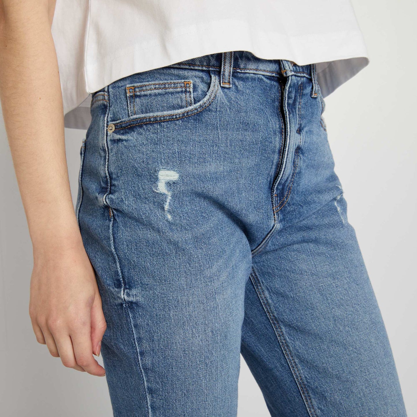 Jean slim à taille haute avec abrasions STONE