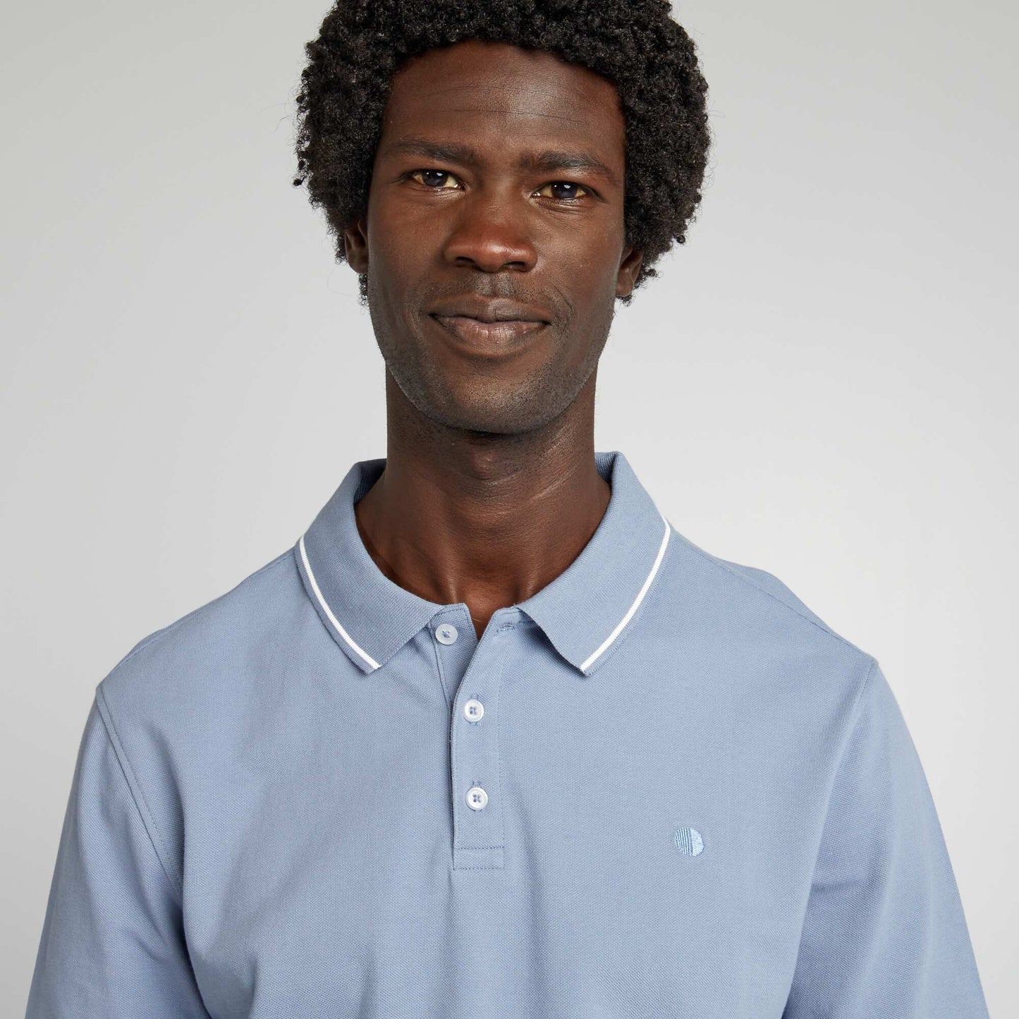 Polo en piqué de coton avec broderie poitrine Bleu
