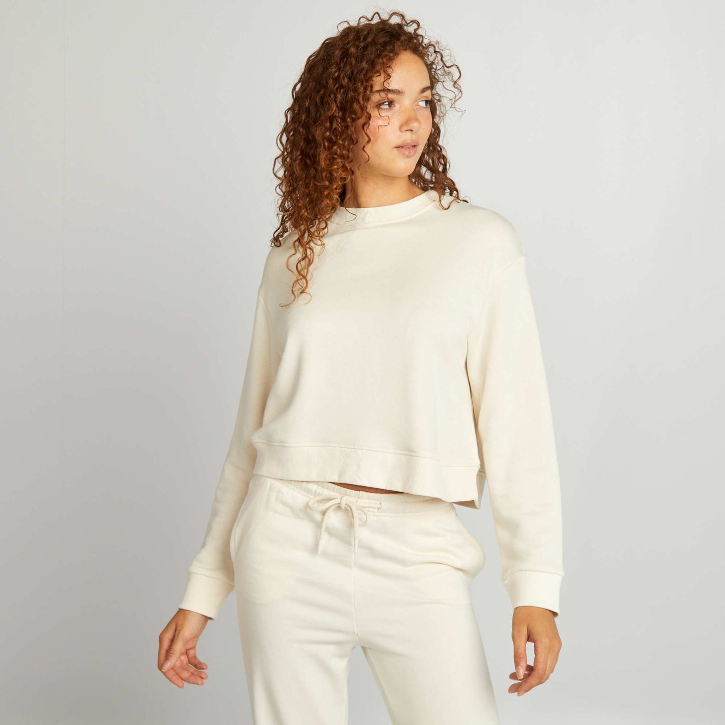 Sweat cropped à col rond BEIGE