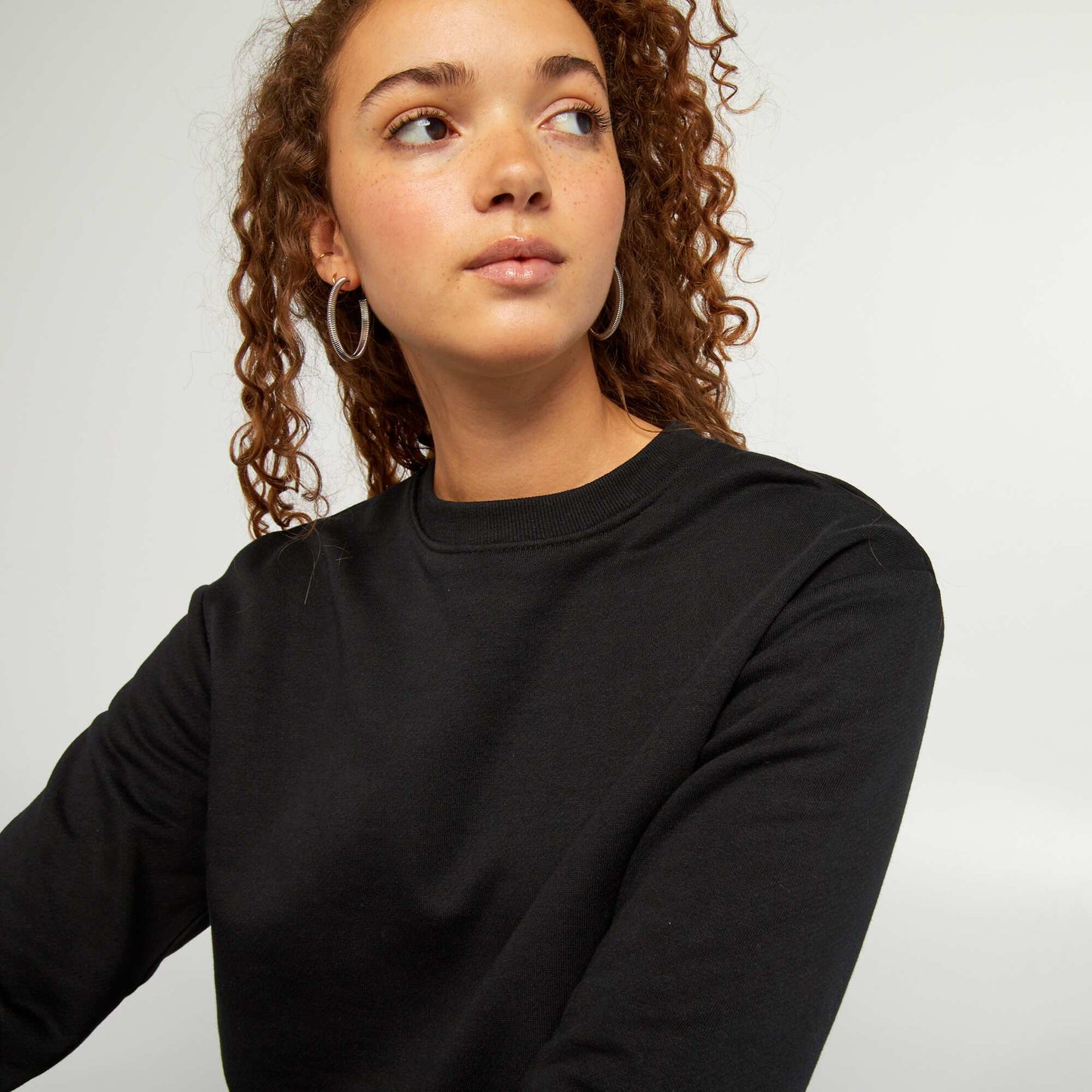 Sweat cropped à col rond NOIR