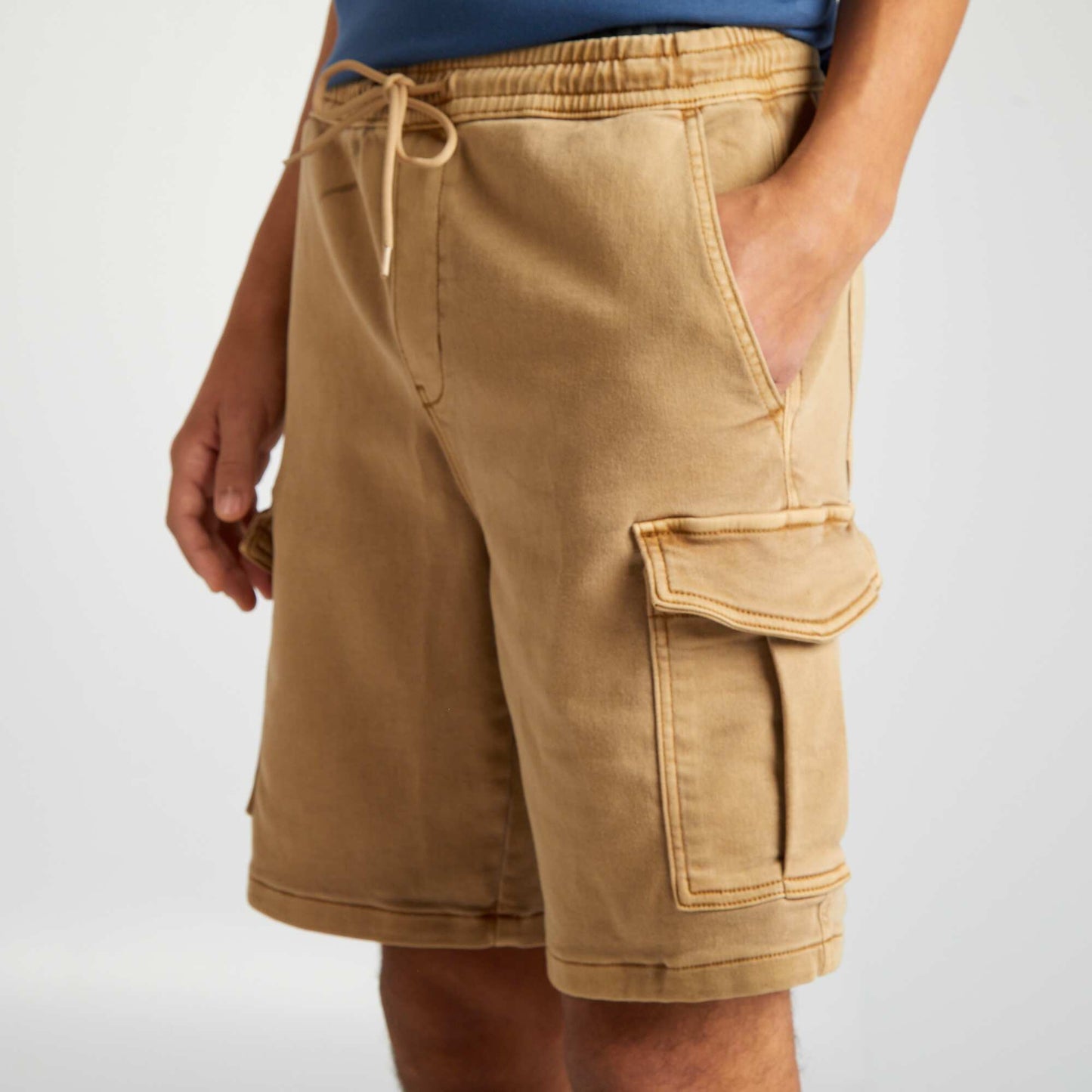 Short multipoches effet délavé Beige