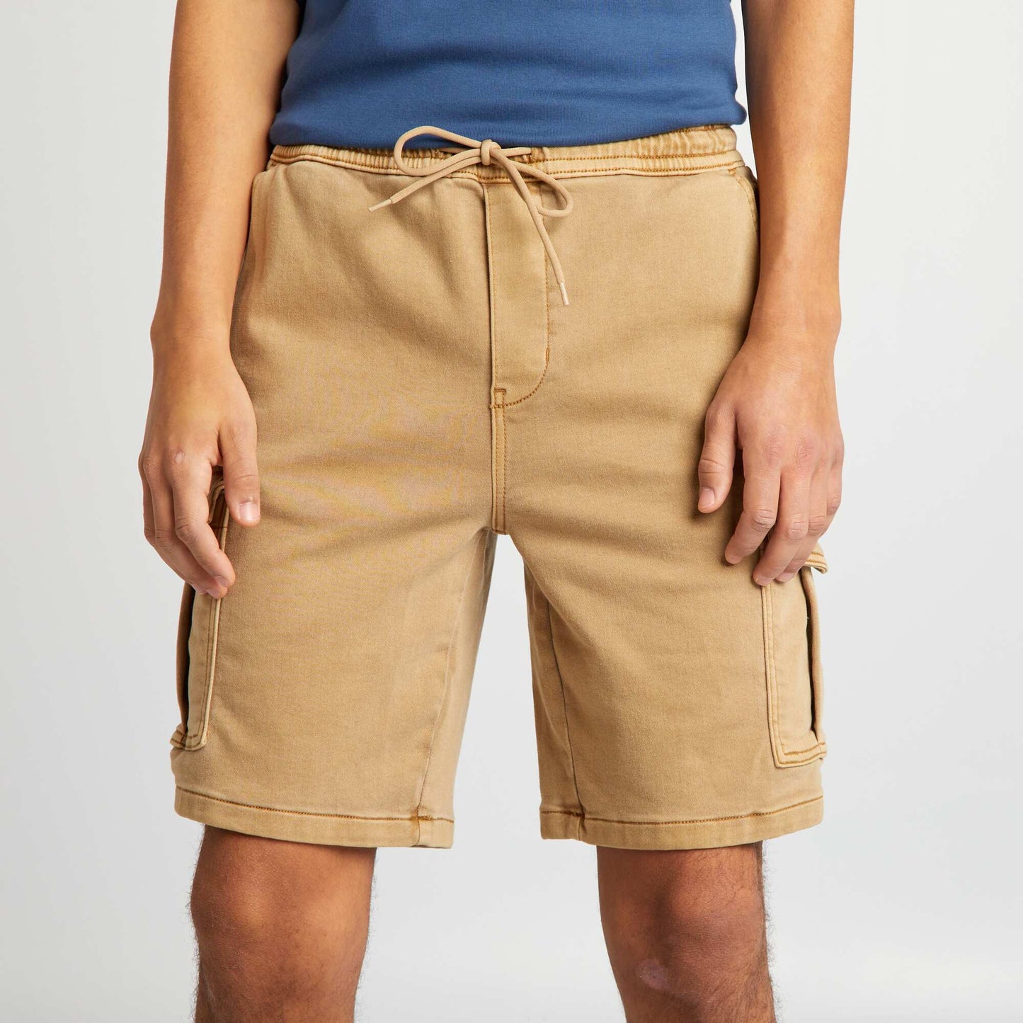 Short multipoches effet délavé Beige