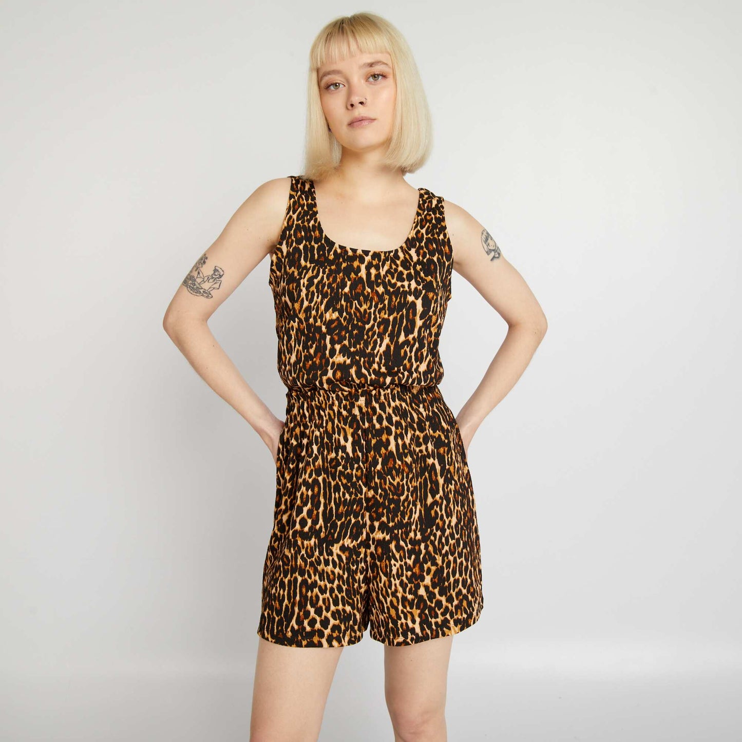 Combishort courte à taille élastiquée Beige/noir