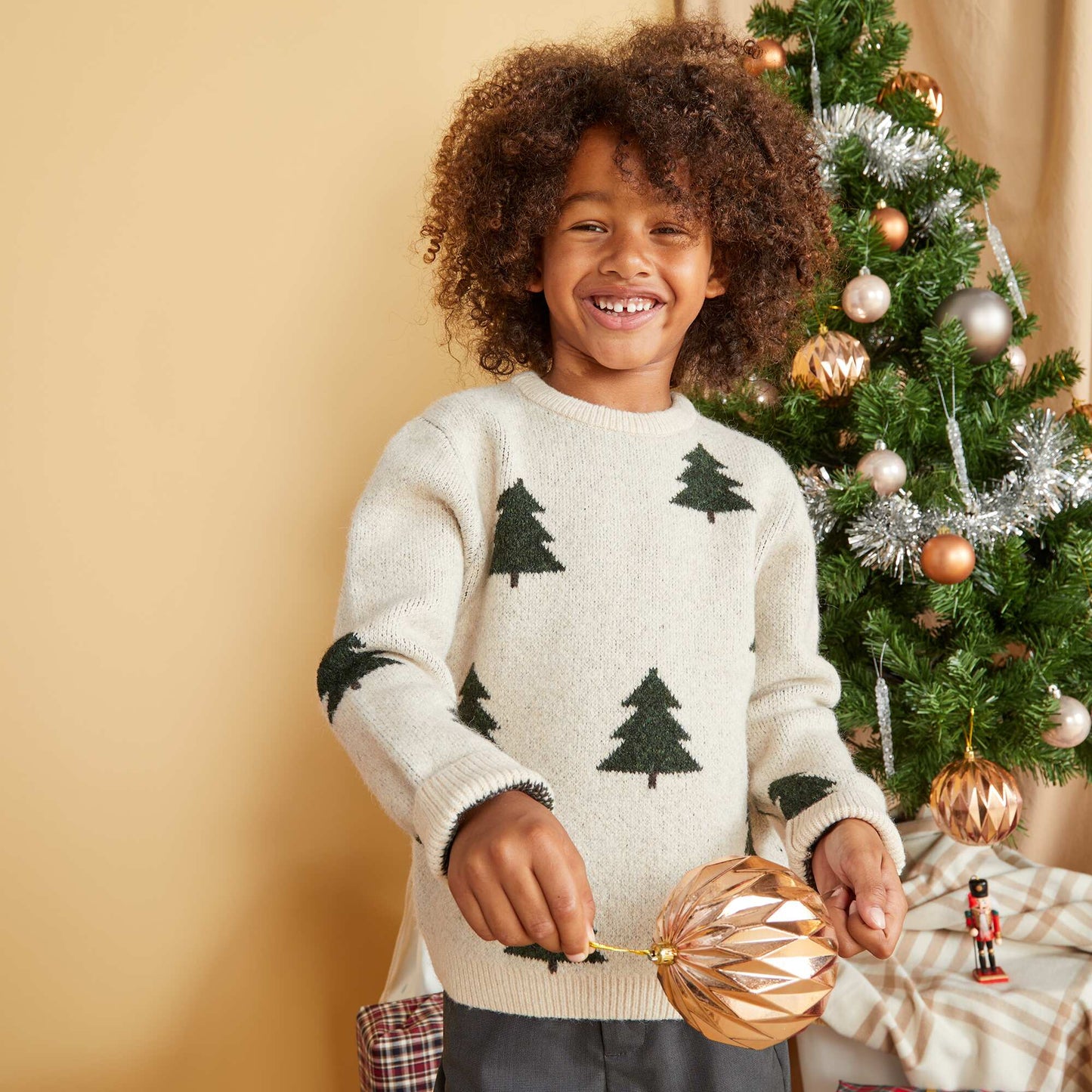 Pull jacquard à motifs sapins BEIGE