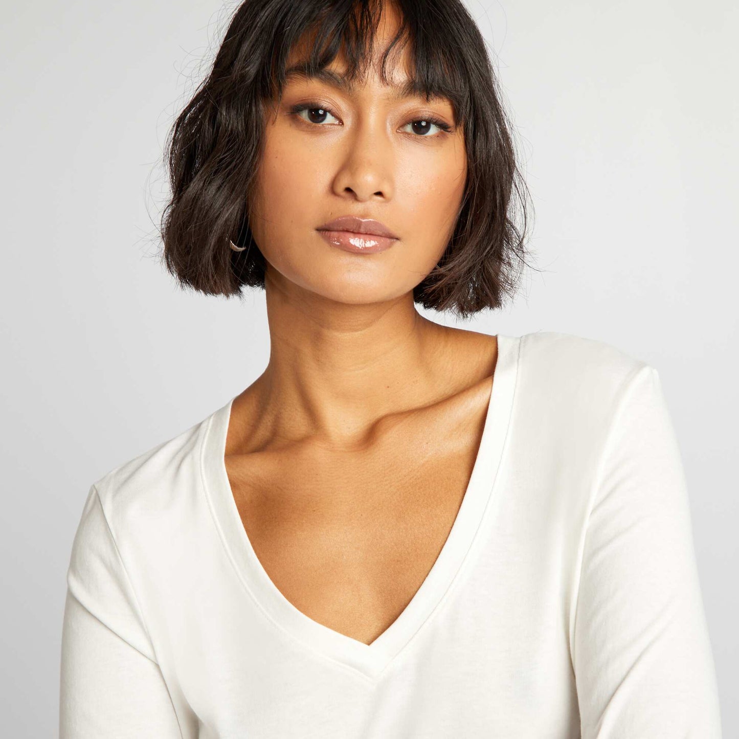 T-shirt col V blanc