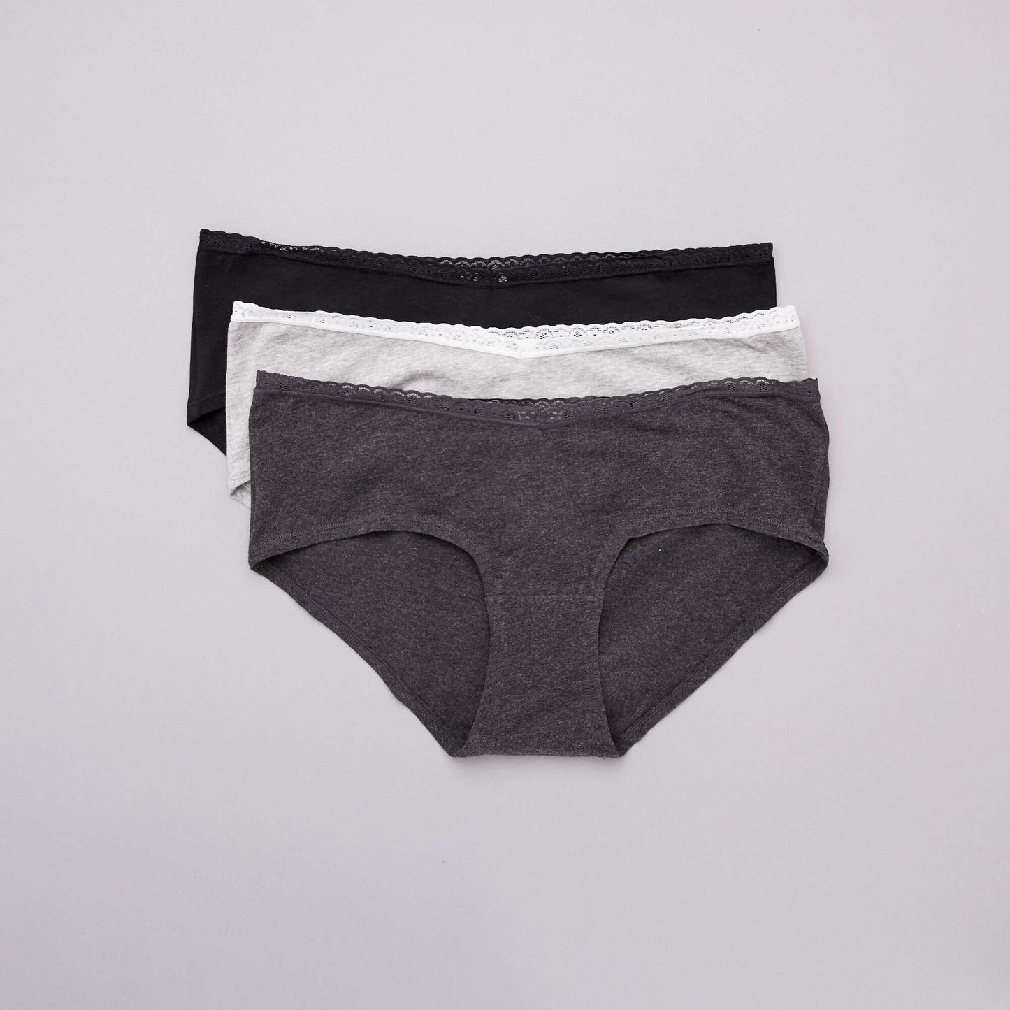 Lot de 3 shorties maternité noir/gris clair/gris foncé