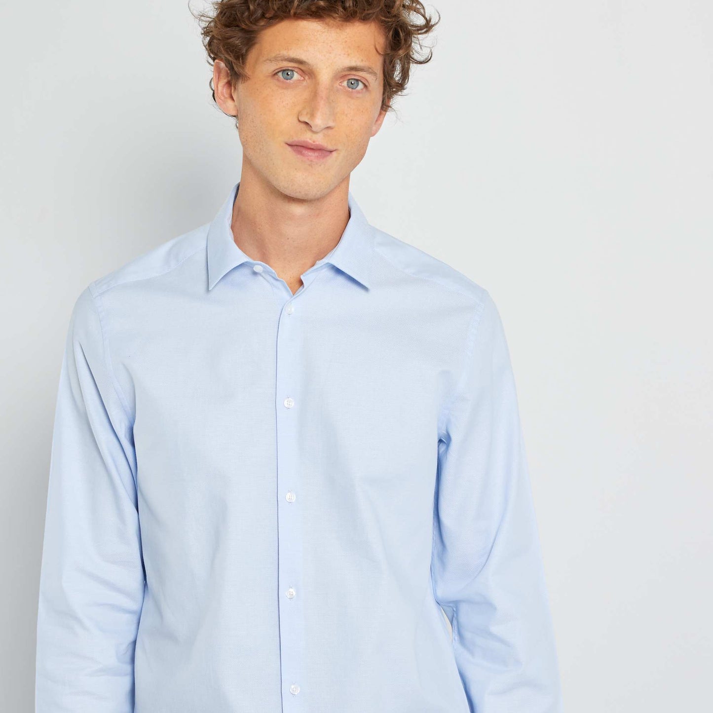 Chemise droite unie bleu ciel