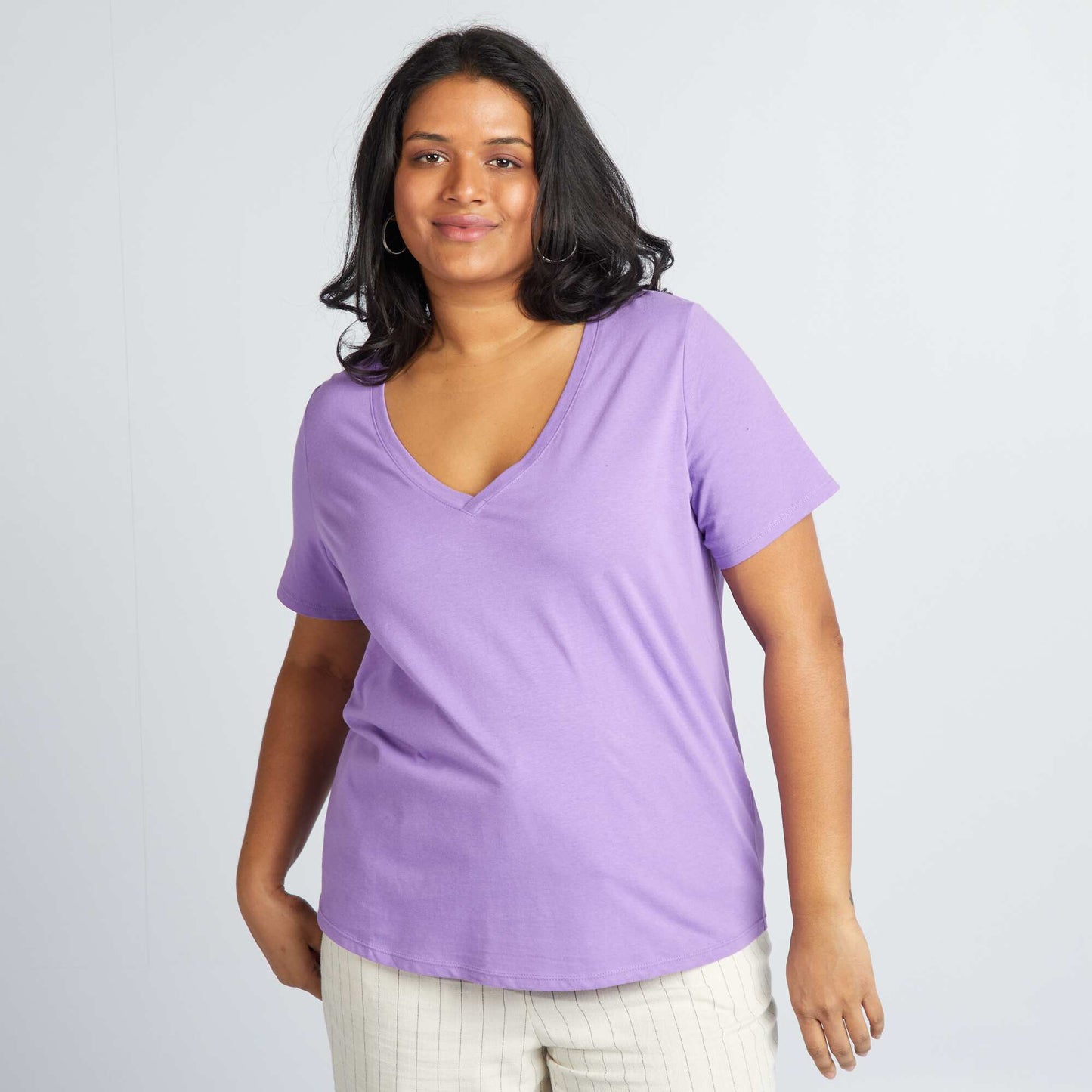 T-shirt en jersey à col V Violet
