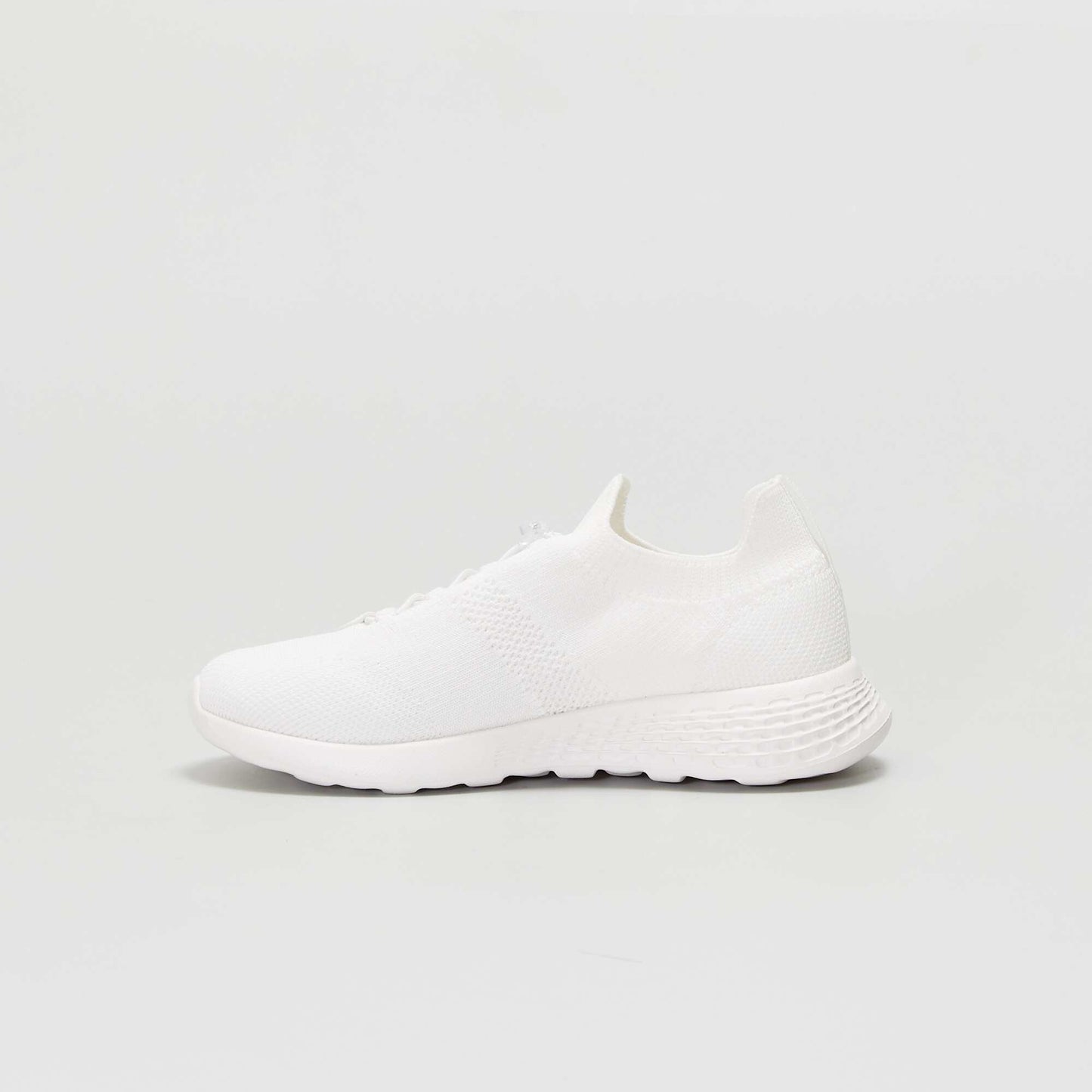 ZM790_5_ZC4