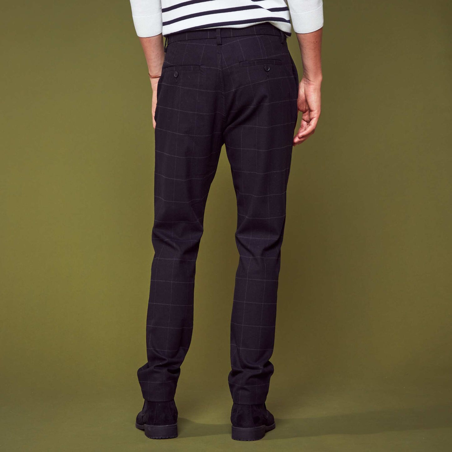 Pantalon chino à carreaux Noir