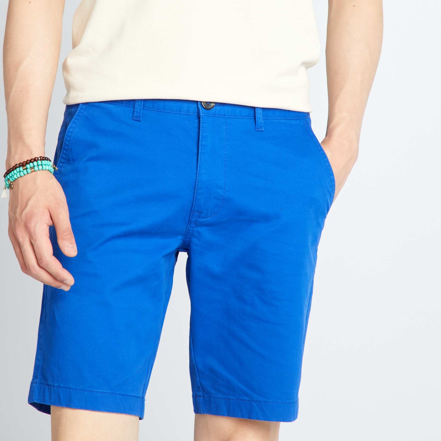 Bermuda chino bleu