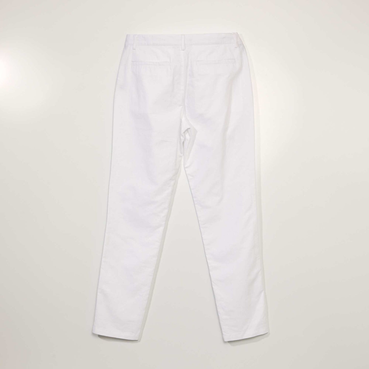 Pantalon chino avec lin blanc