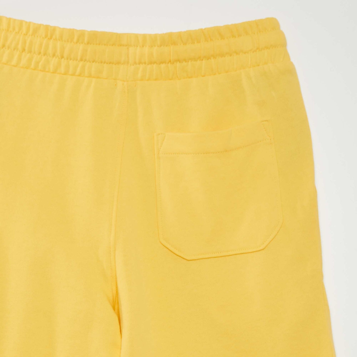 Short uni en molleton Jaune