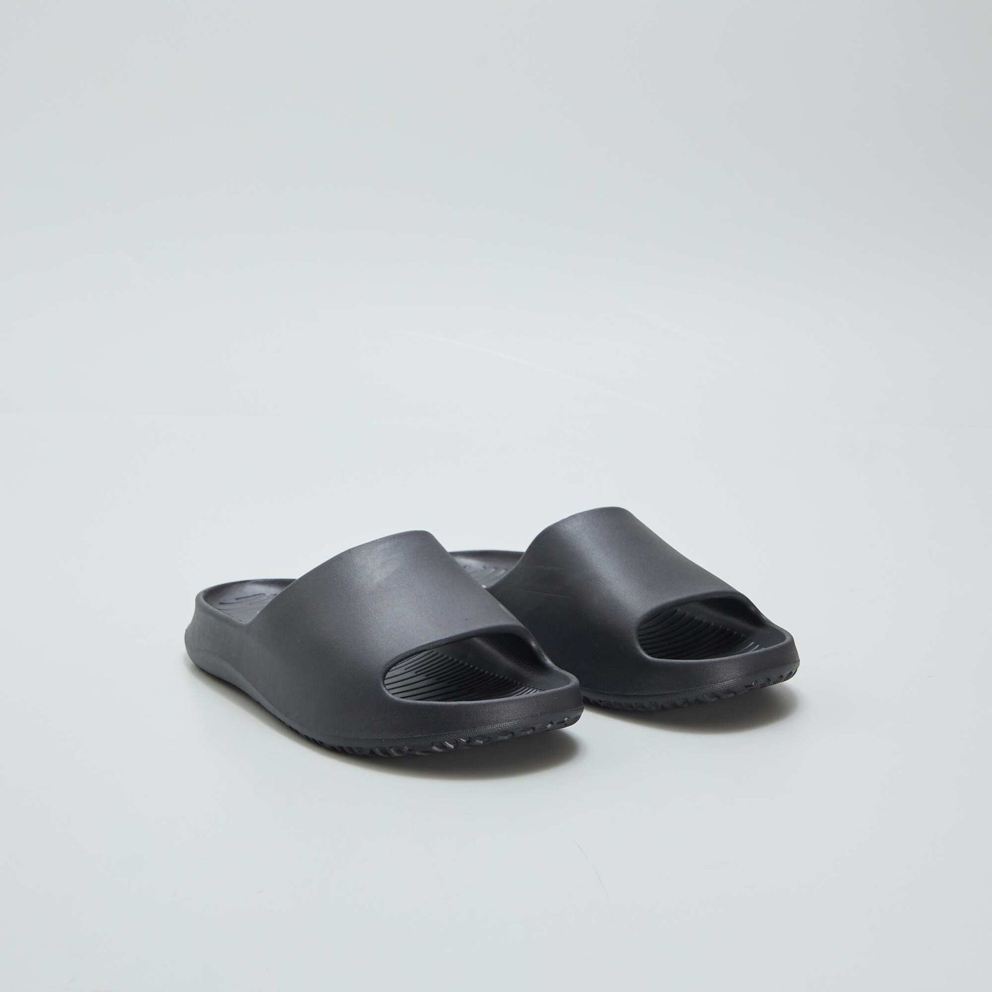 Claquettes de piscine Noir