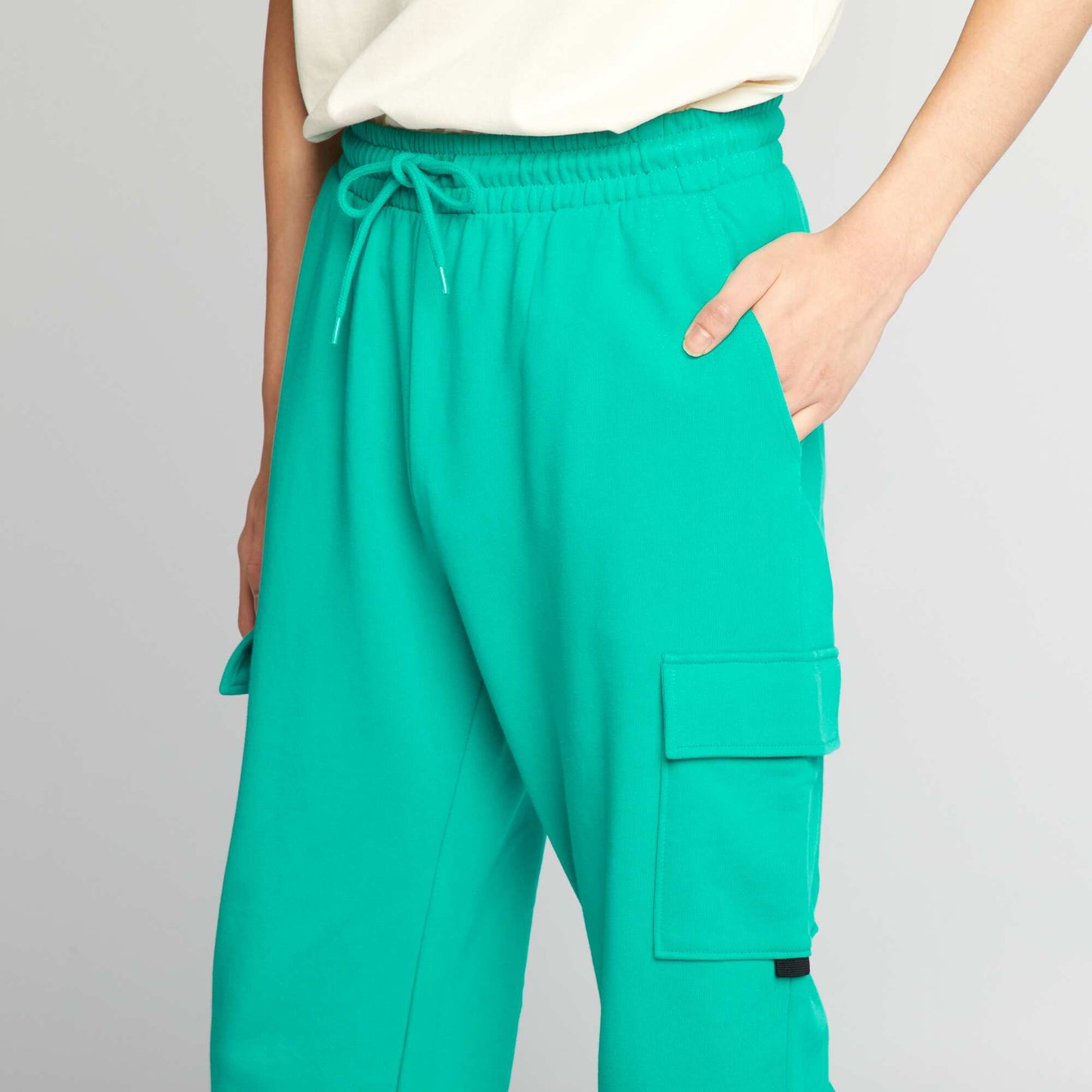 Pantalon de jogging style cargo vert