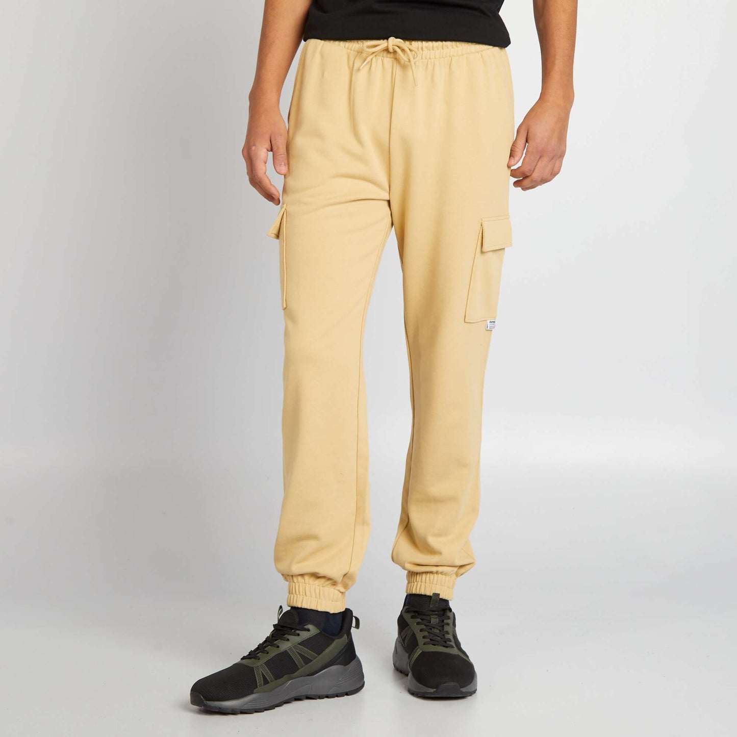 Pantalon de jogging avec poches  multipoches Beige