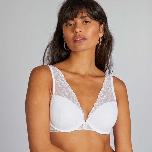 Soutien-gorge corbeille ampliforme en tulle blanc