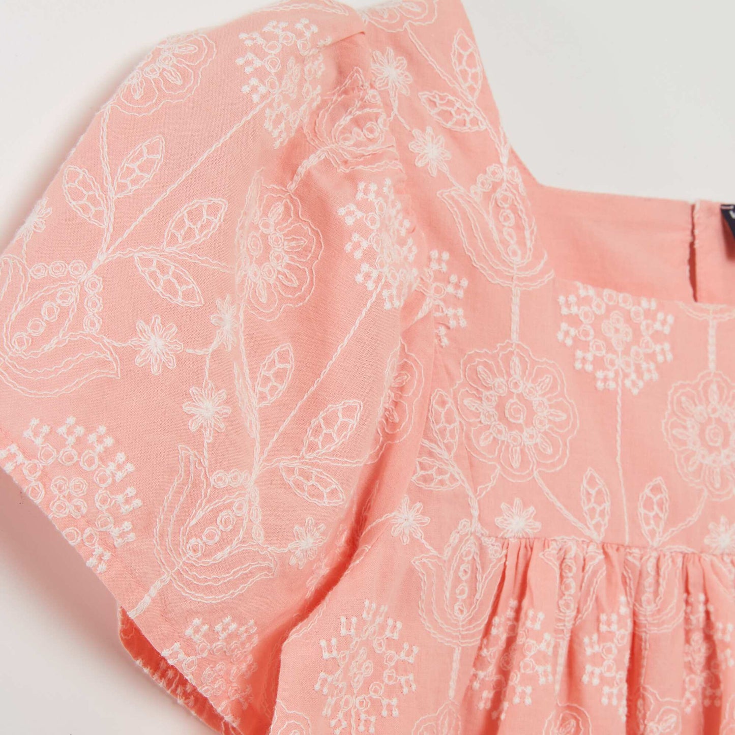 Robe avec broderies indiennes Rose