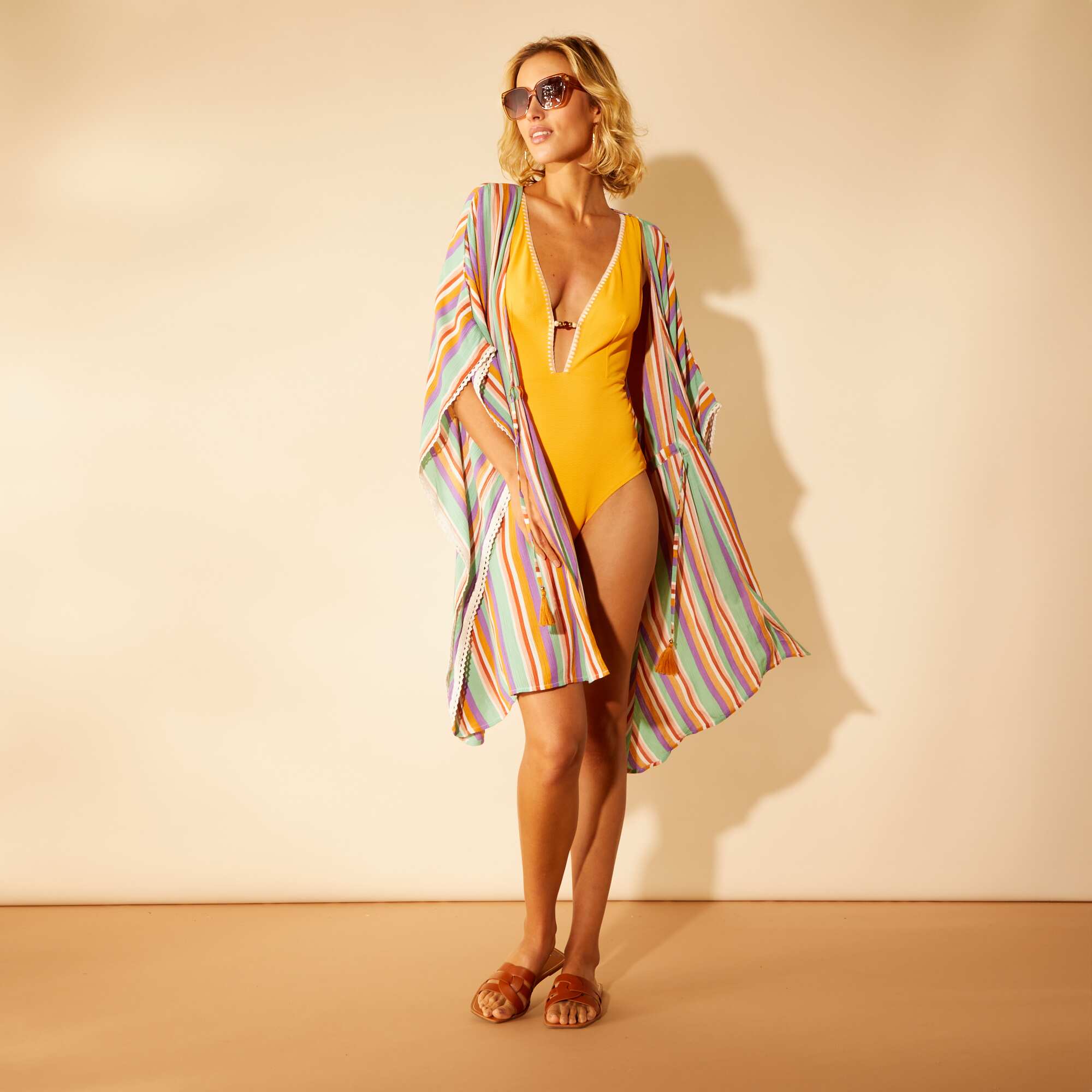 Robe de plage esprit kimono raye Multicolore raye Kiabi Nouvelle Caledonie