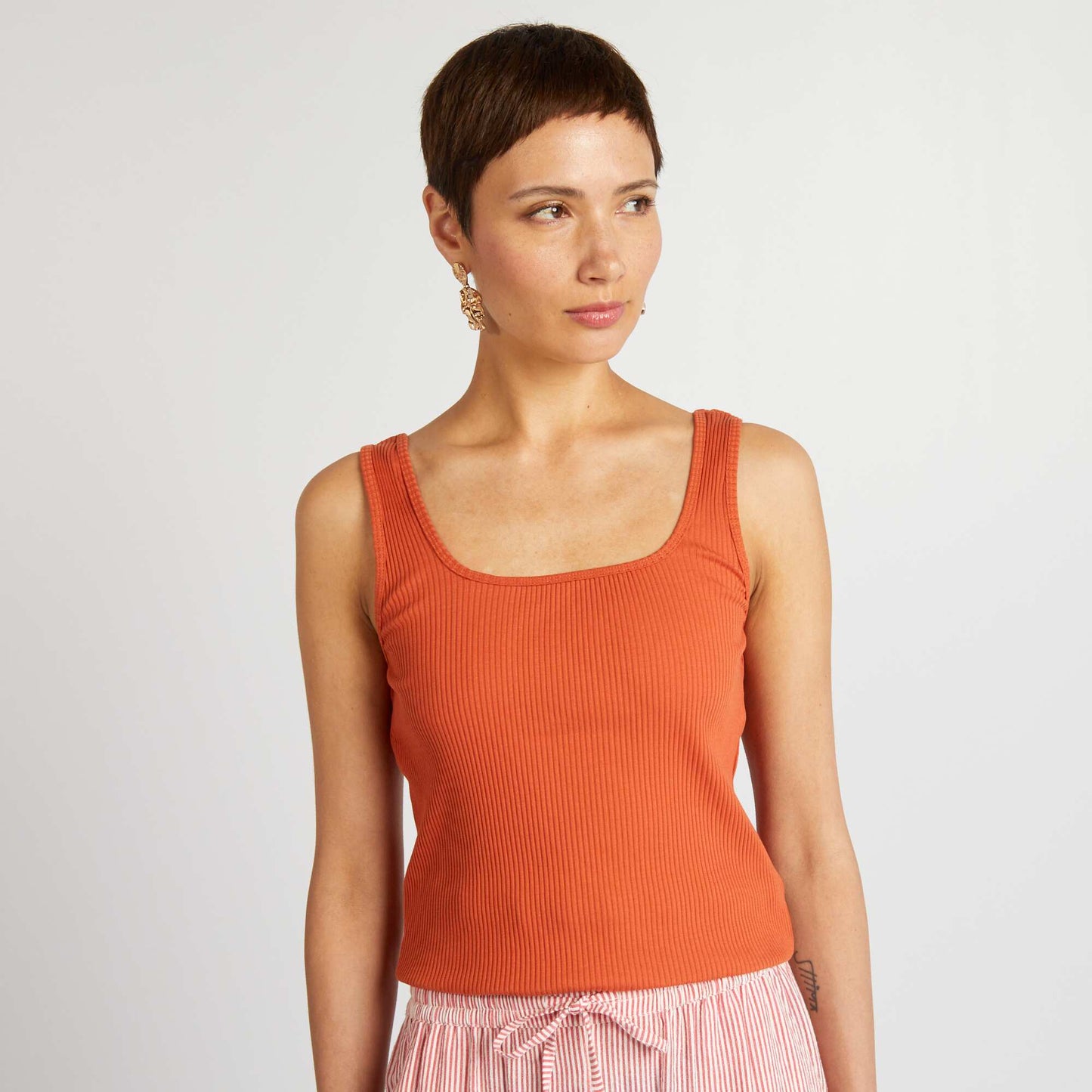 Débardeur côtelé avec col carré Orange