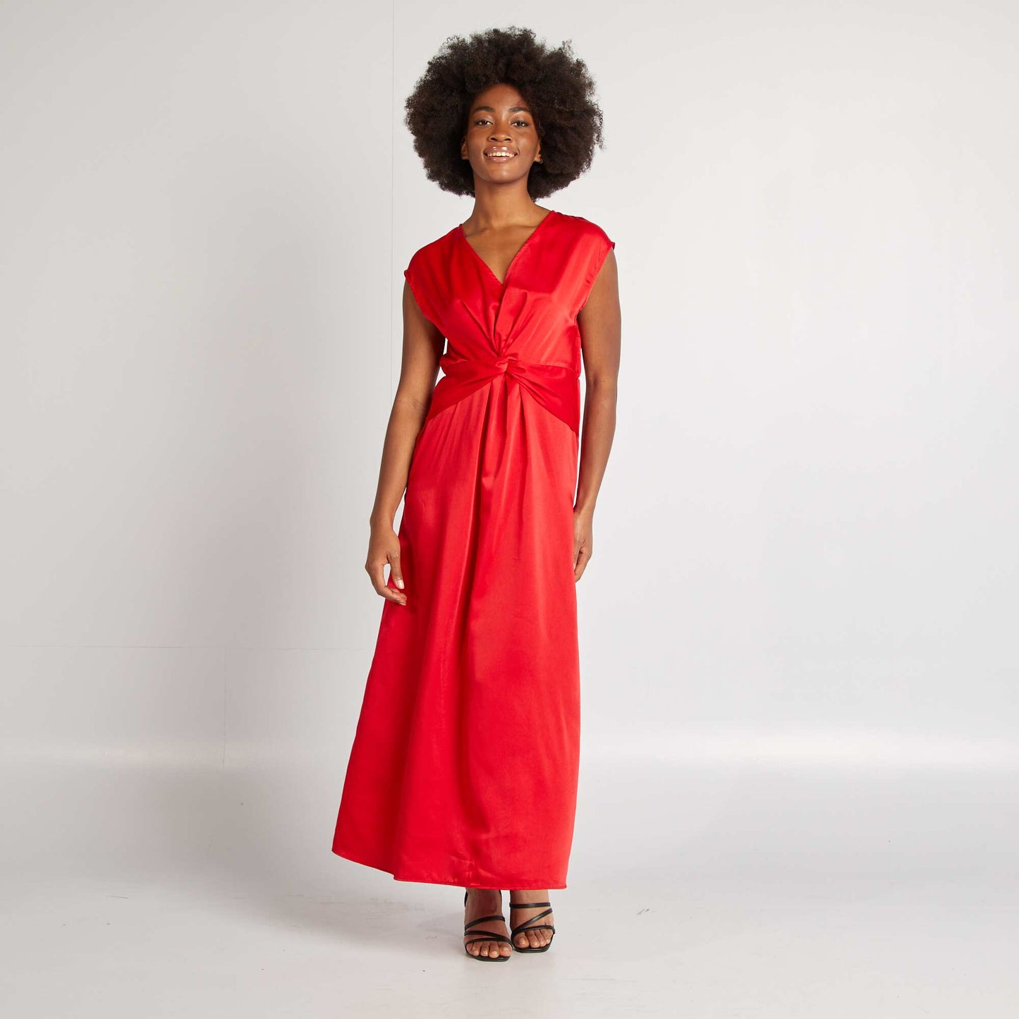 Robe longue satinée effet noué ROUGE