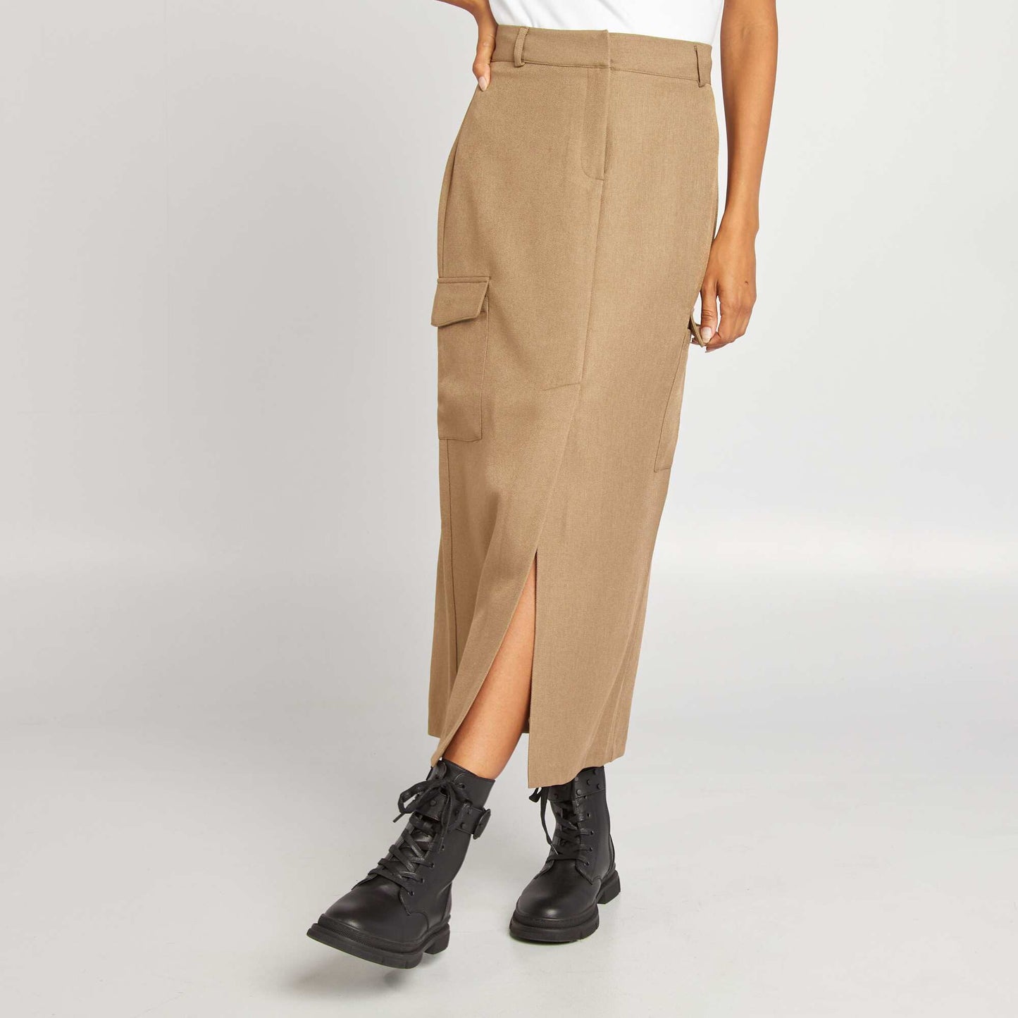 Jupe midi à poches BEIGE