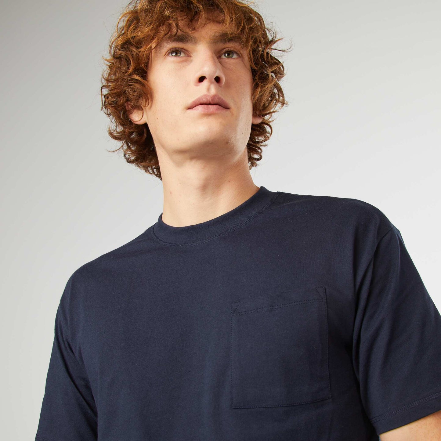 T-shirt uni avec poche poitrine BLEU