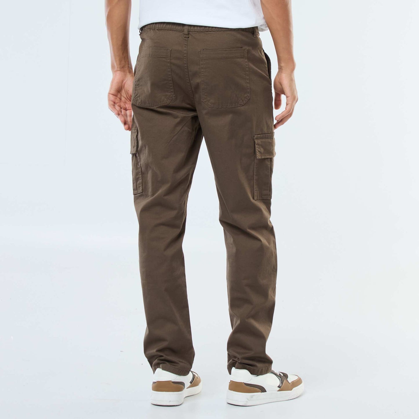 Pantalon multipoches coupe droite MARRON