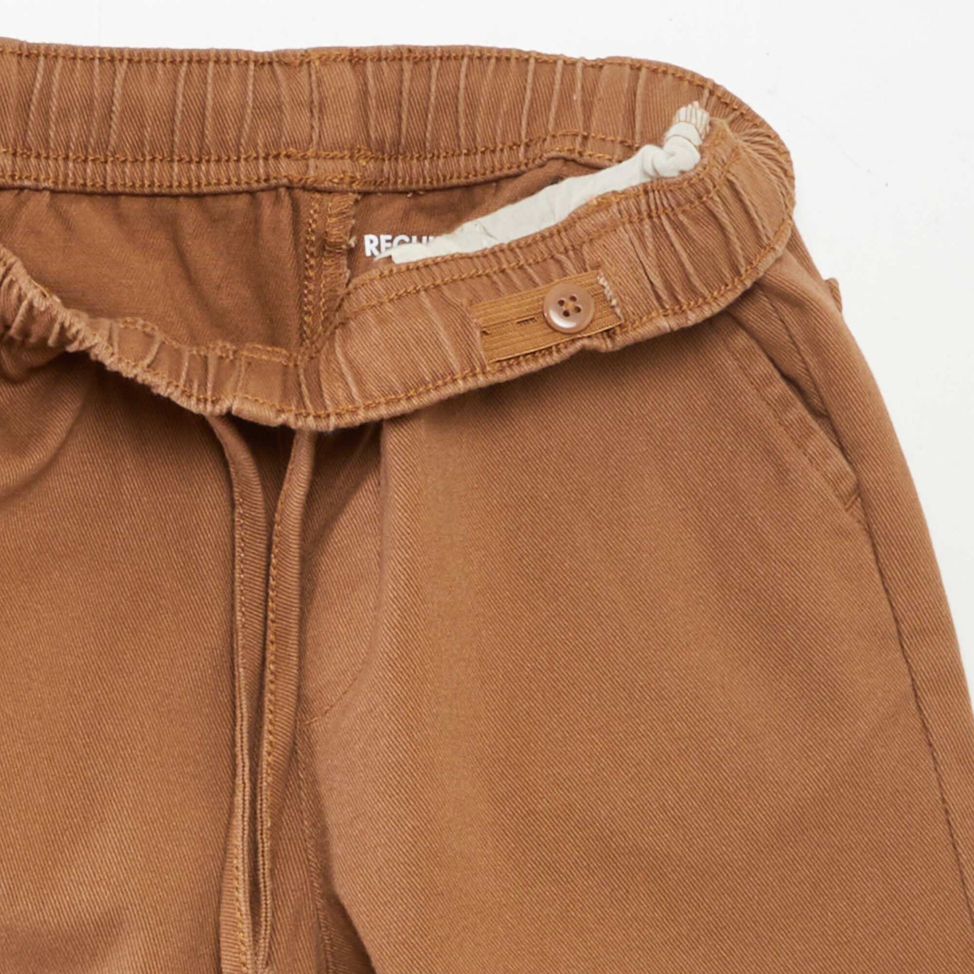 Pantalon regular uni MARRON