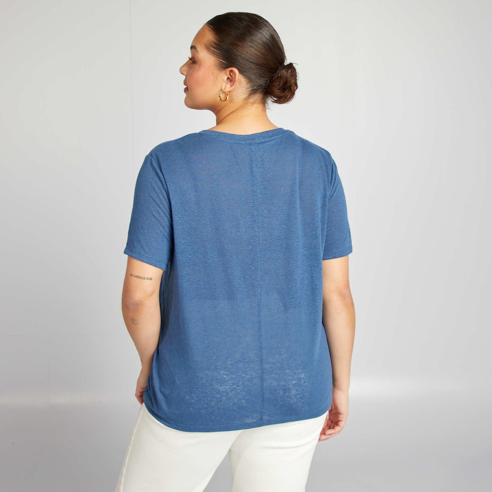 T-shirt col V en lin mélangé BLEU