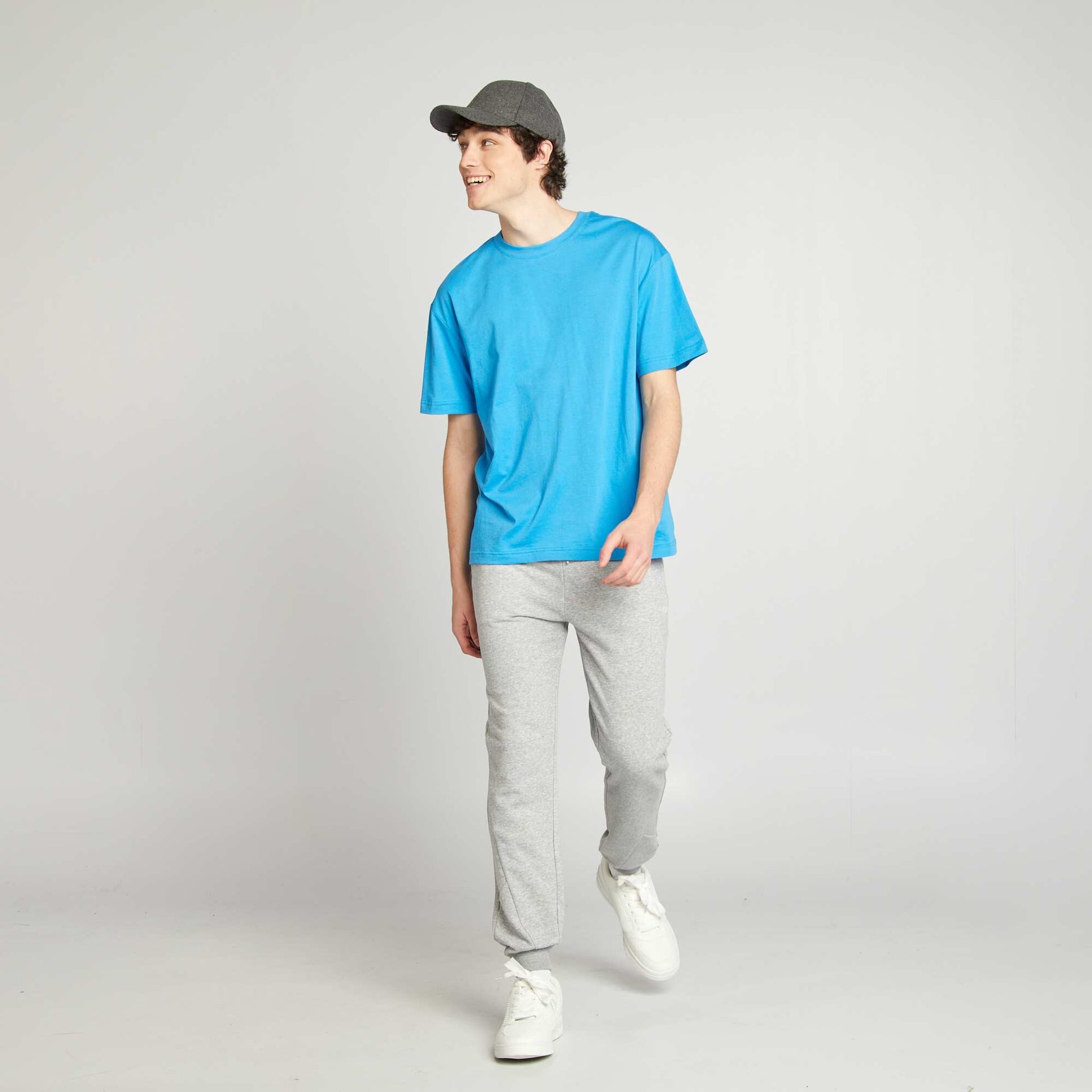 Jogging uni en molleton fin GRIS