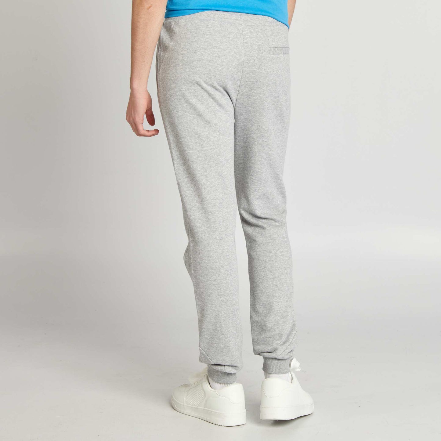 Jogging uni en molleton fin GRIS