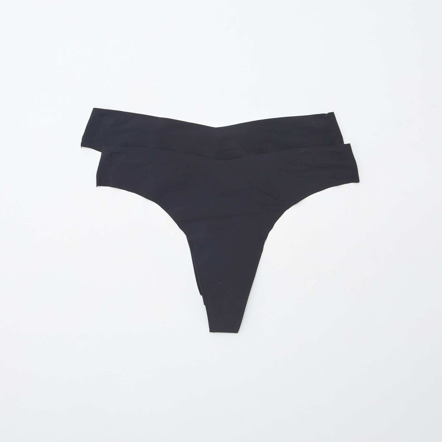 Lot de 2 tangas invisibles en microfibre NOIR