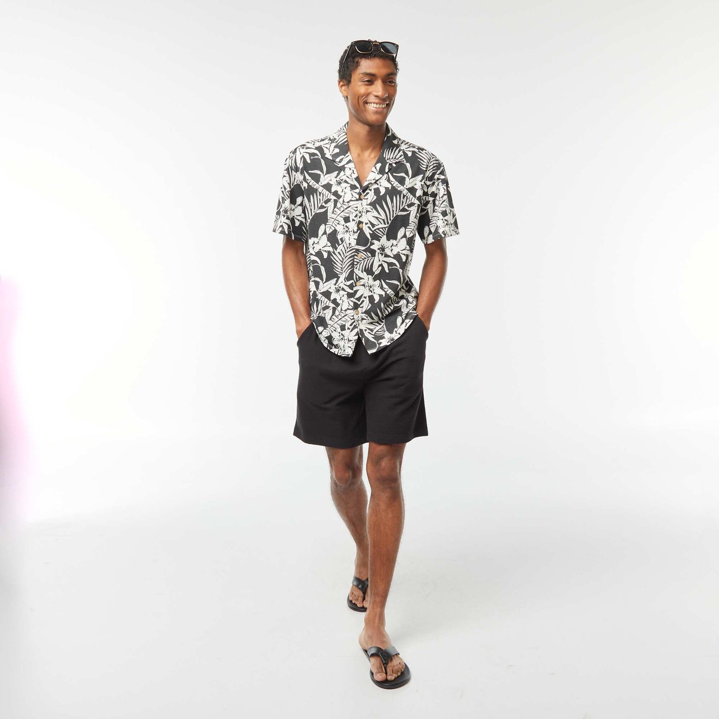 Chemise manches courtes à motif NOIR
