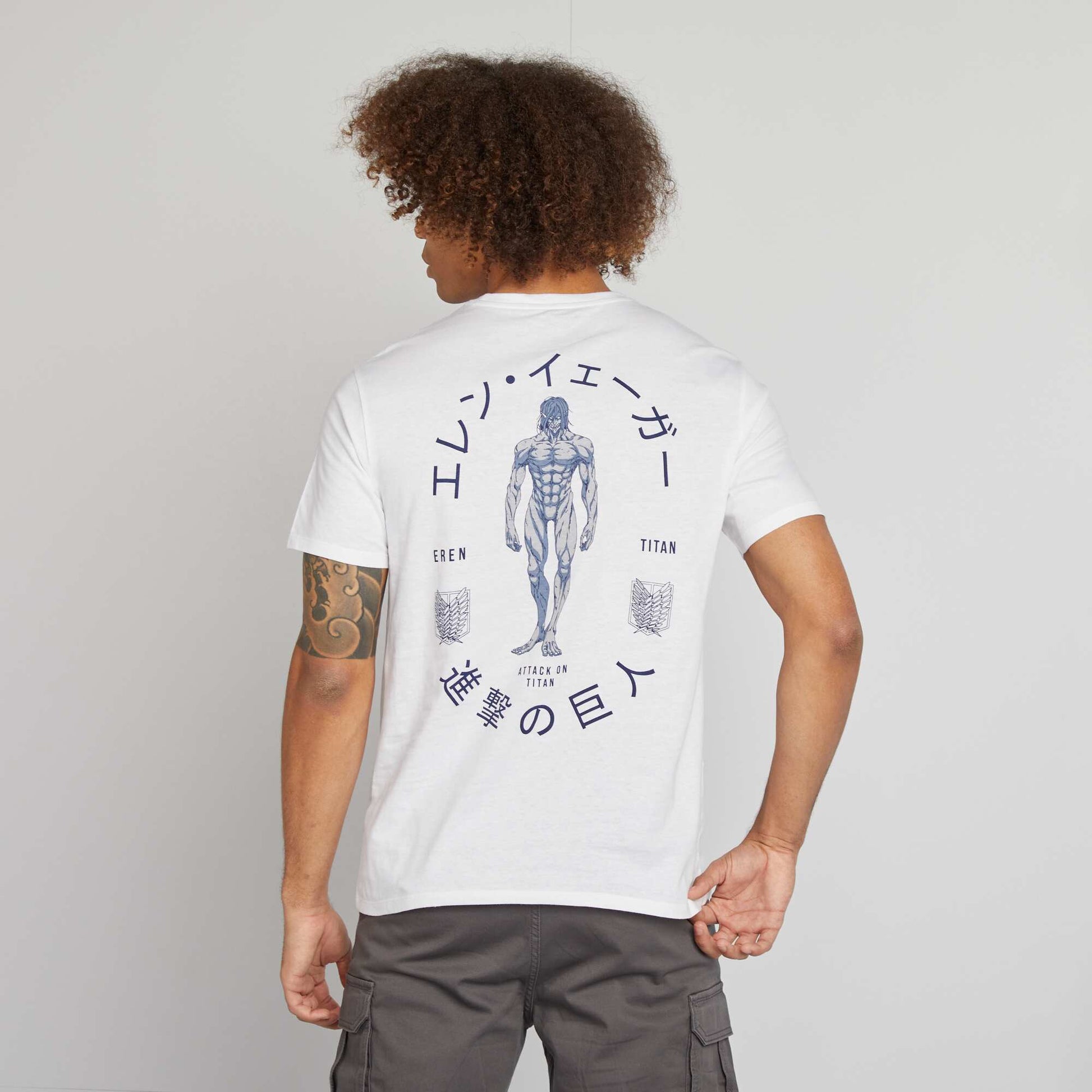 T-shirt 'attaque des Titans' manches courtes BLANC