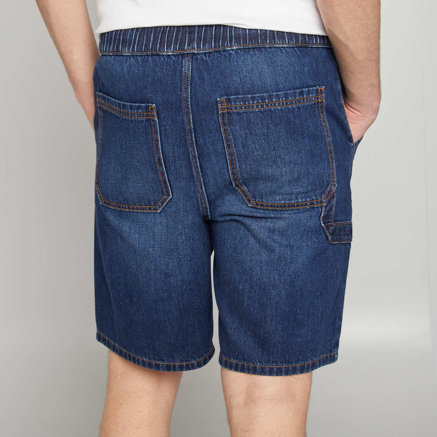 Bermuda avec taille élastiquée et cordons de serrage BLEU