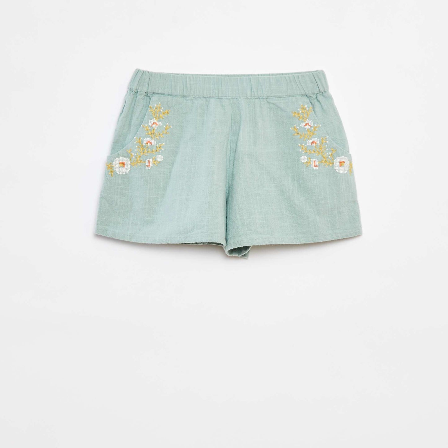 Short léger avec broderies et 2 poches VERT