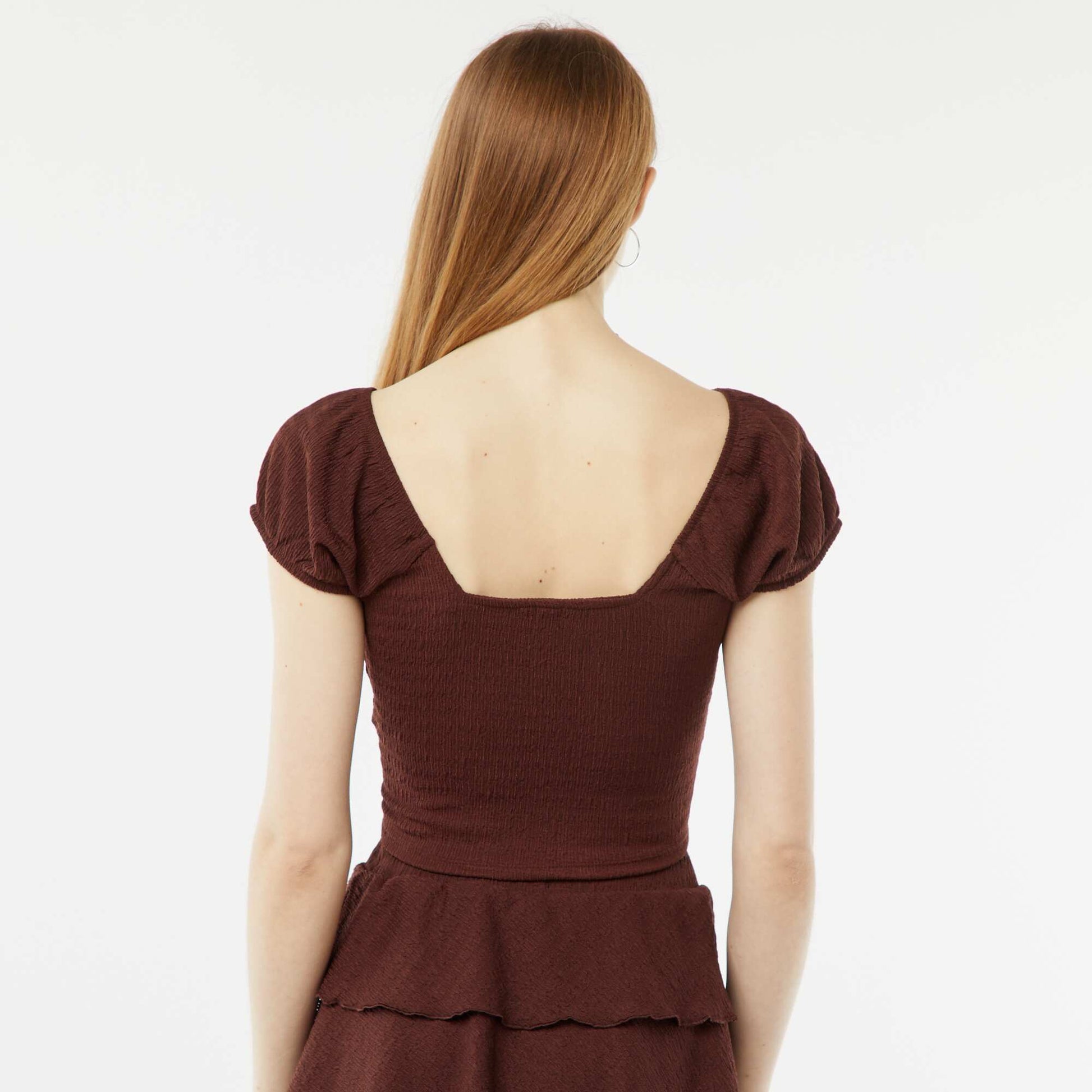 Top en maille gaufrée col carré MARRON