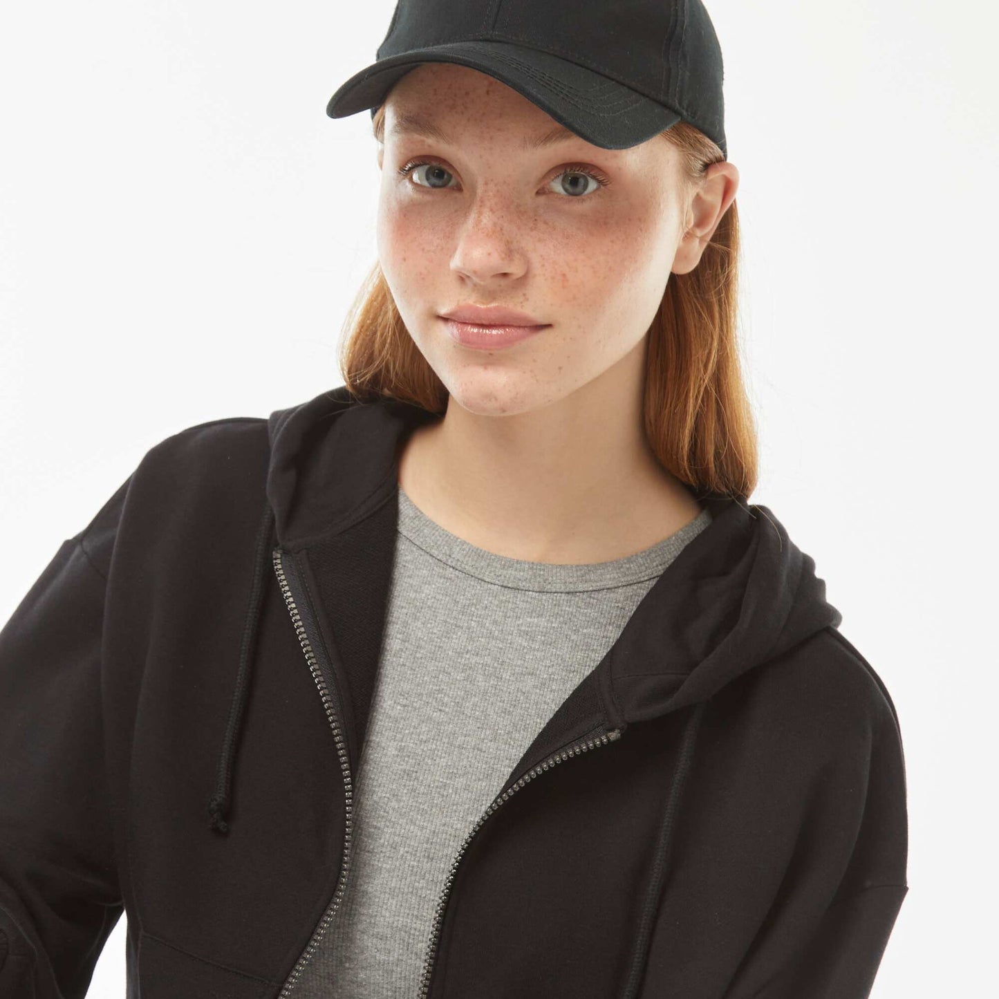 Sweat cropped à capuche NOIR